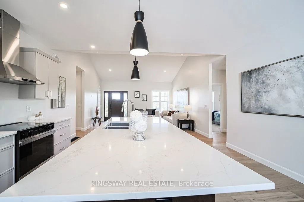 242 Percy Boom Road N