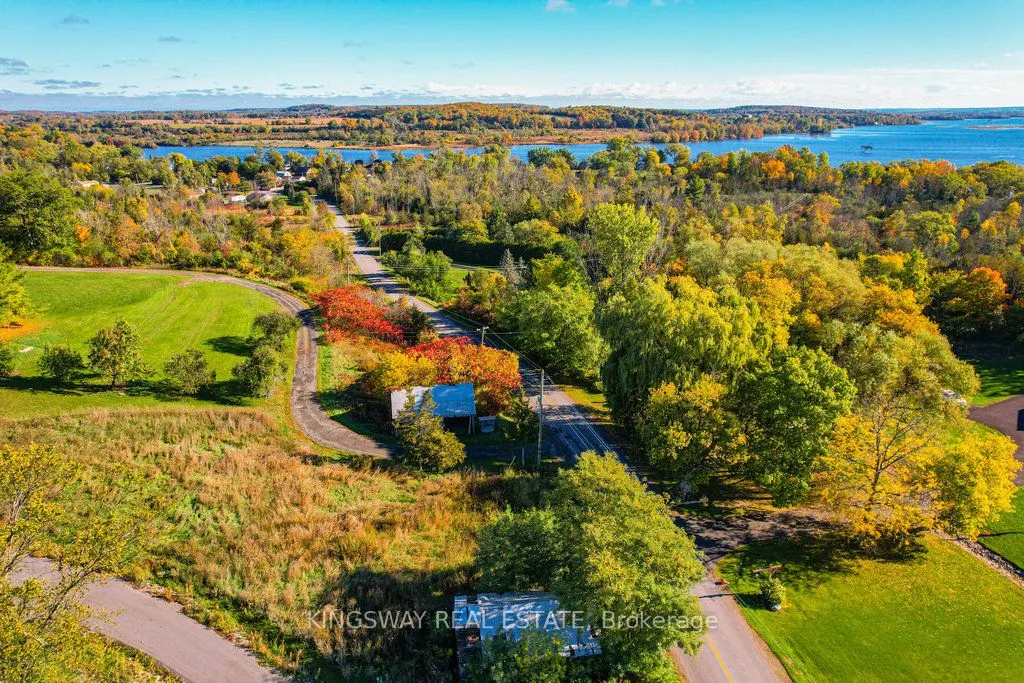 242 Percy Boom Road N