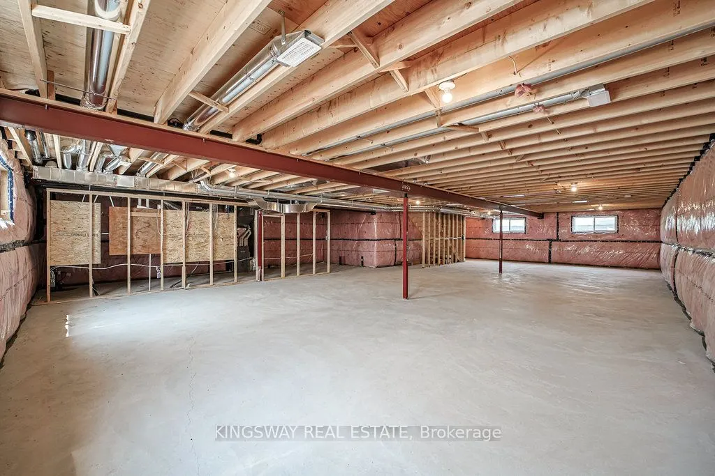 242 Percy Boom Road N