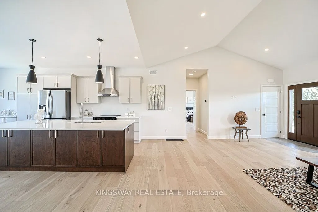 242 Percy Boom Road N