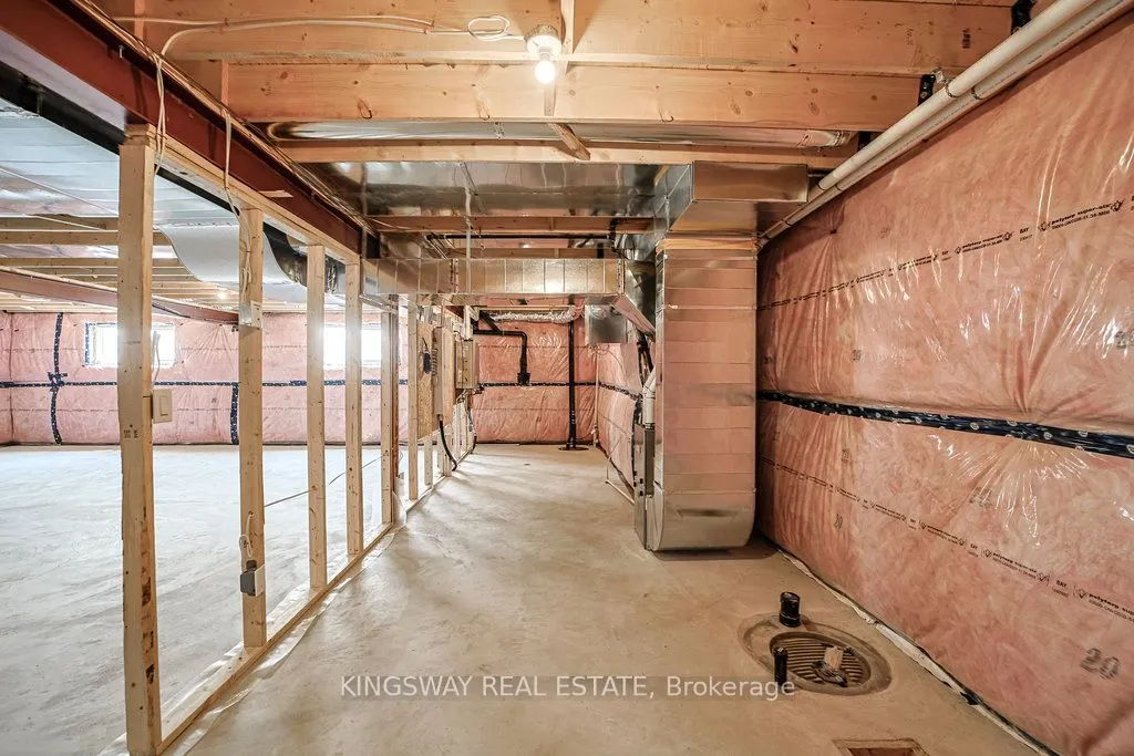 242 Percy Boom Road N