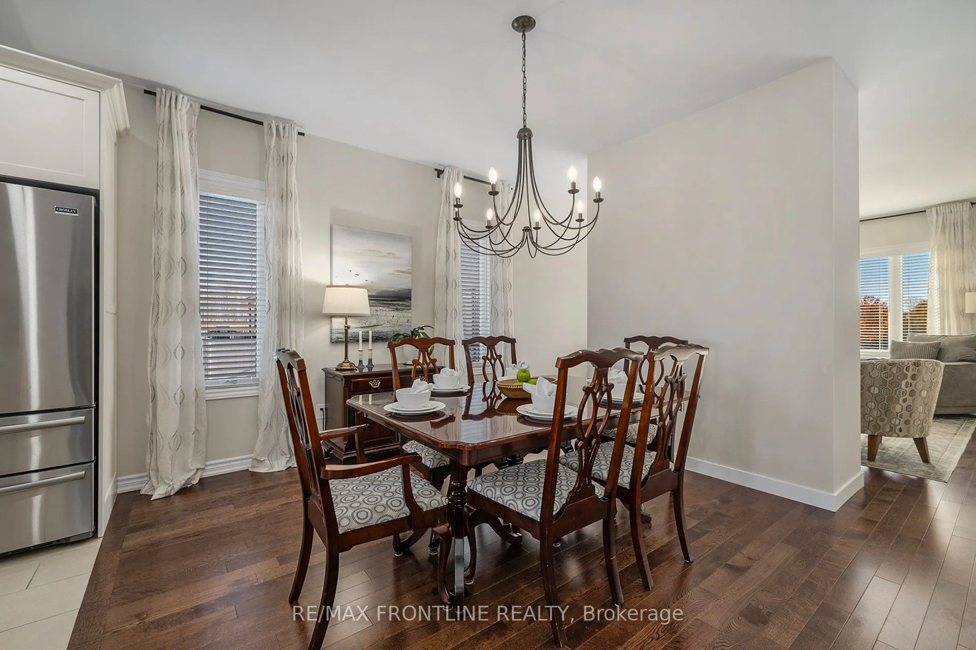 7 Senators Gate Drive