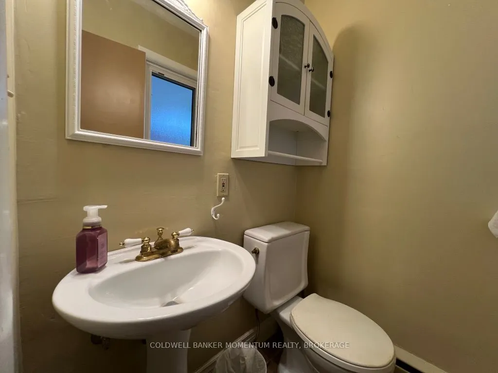 3834 Victoria Avenue