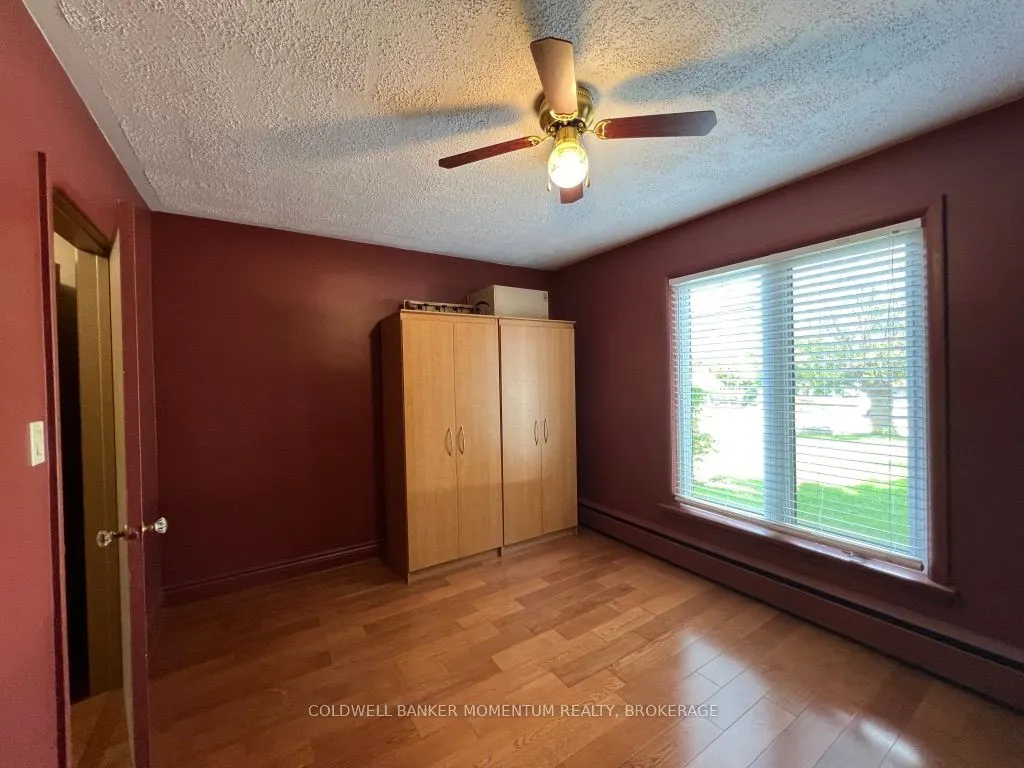 3834 Victoria Avenue