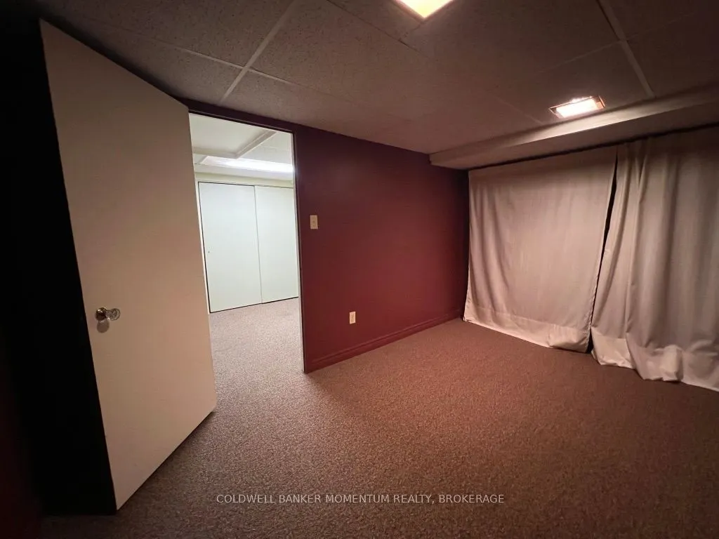 3834 Victoria Avenue