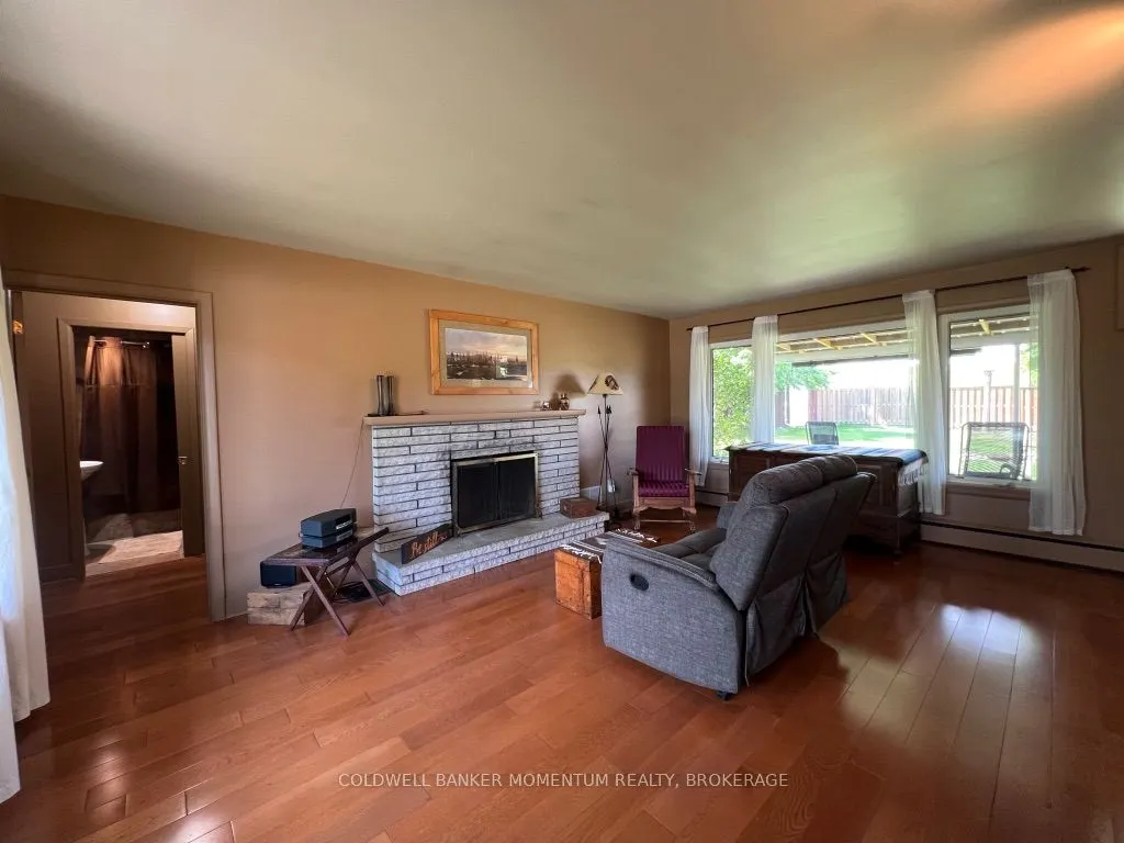 3834 Victoria Avenue