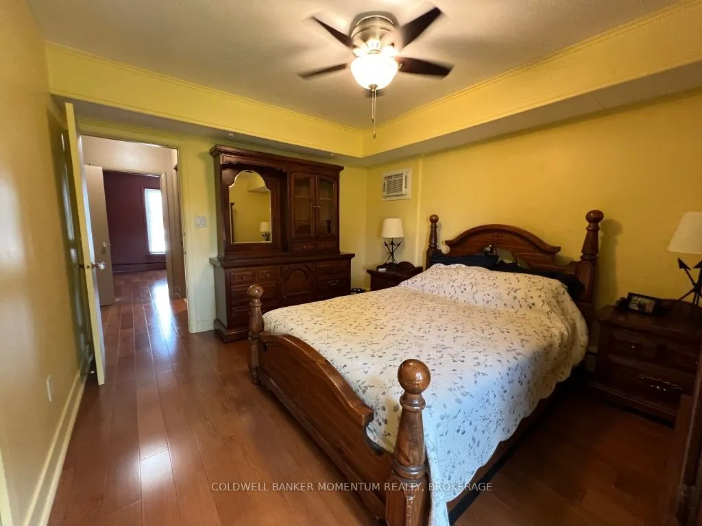 3834 Victoria Avenue