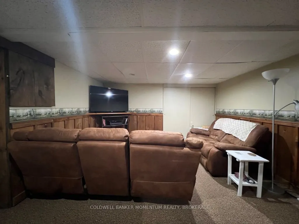 3834 Victoria Avenue