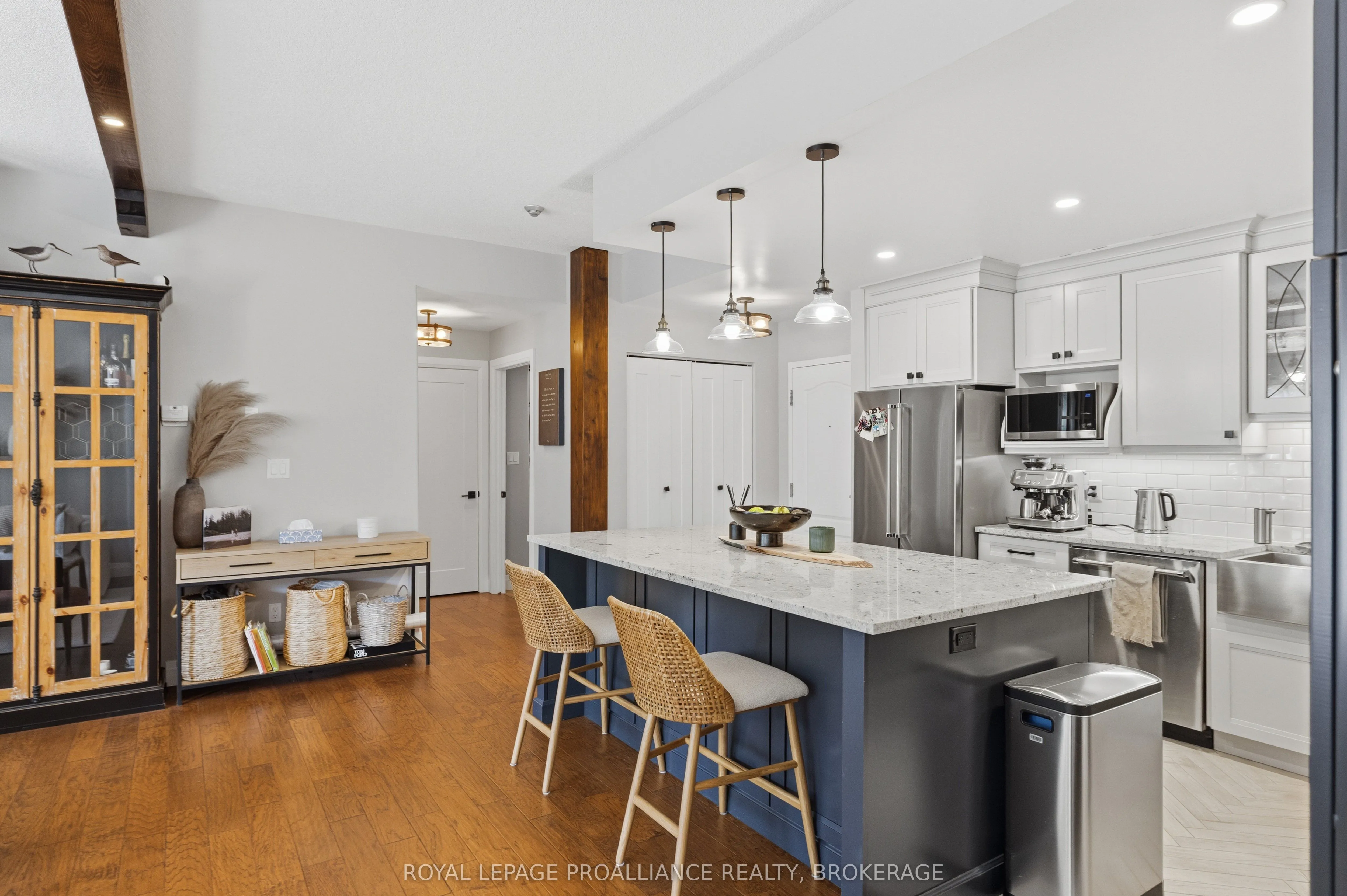 350 Wellington Street, #205