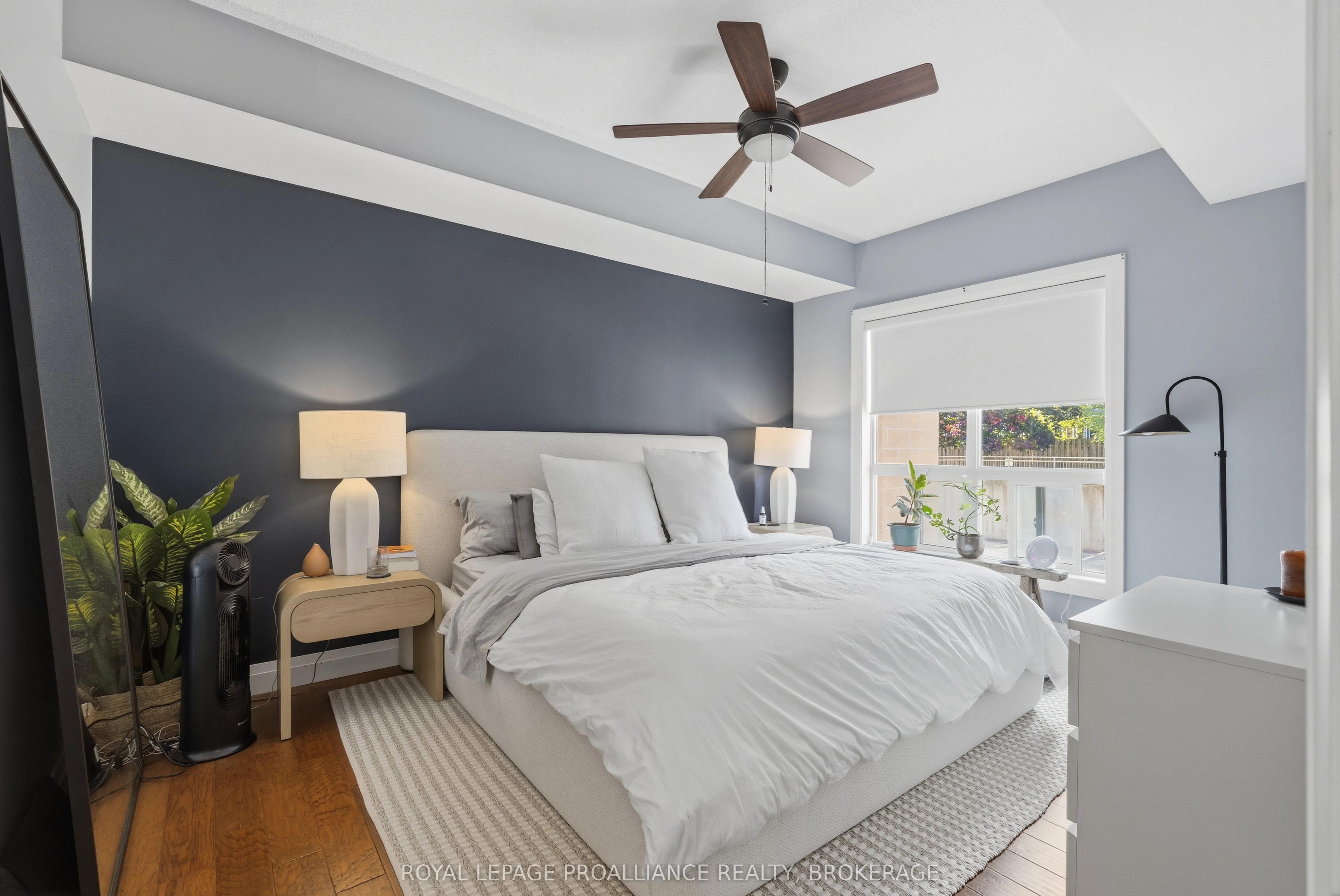 350 Wellington Street, #205