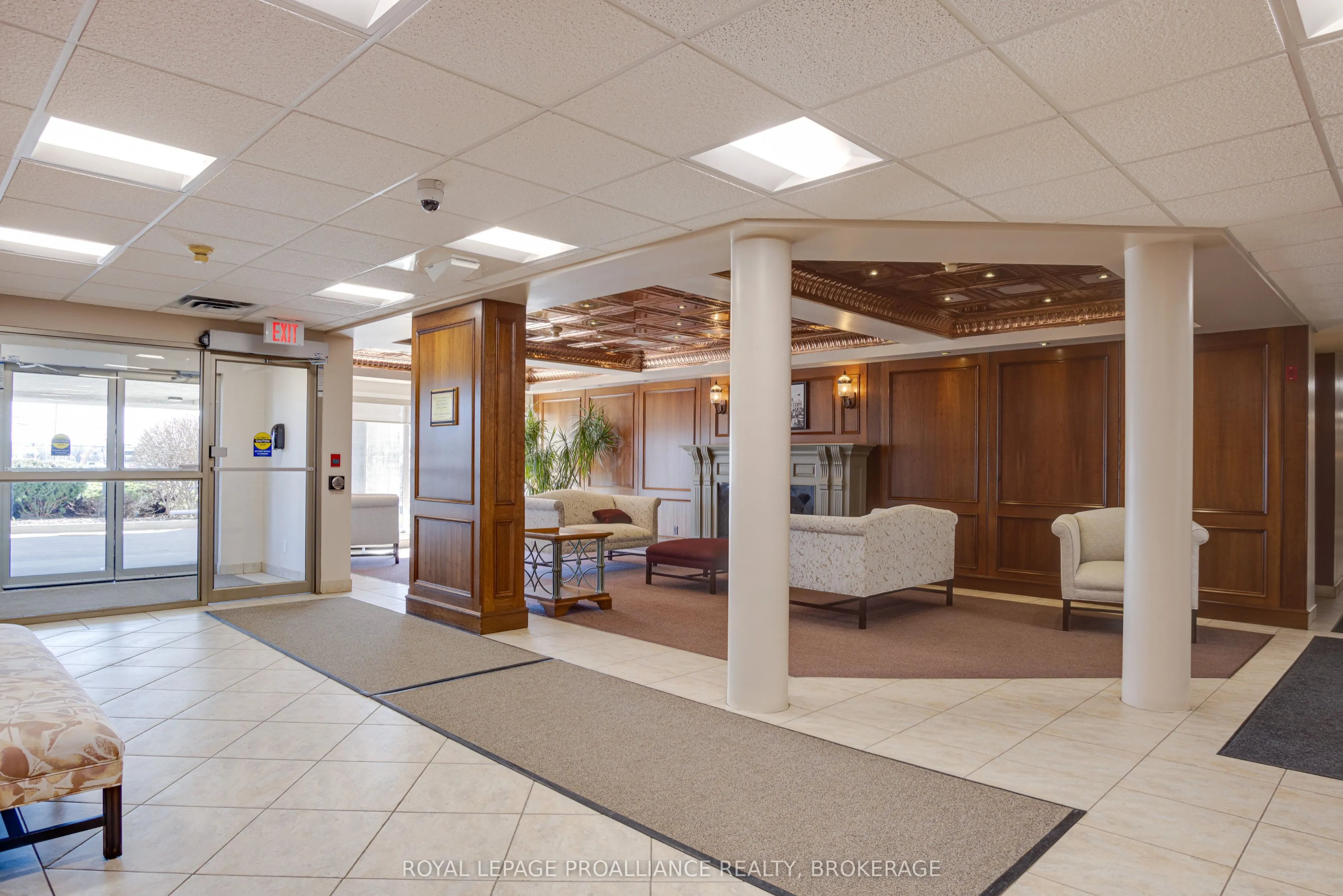 350 Wellington Street, #205