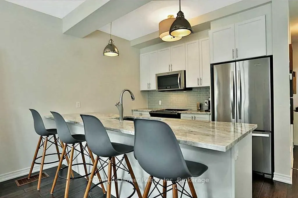 63 Southshore Crescent