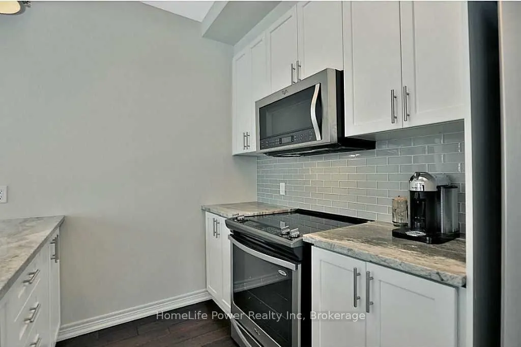 63 Southshore Crescent