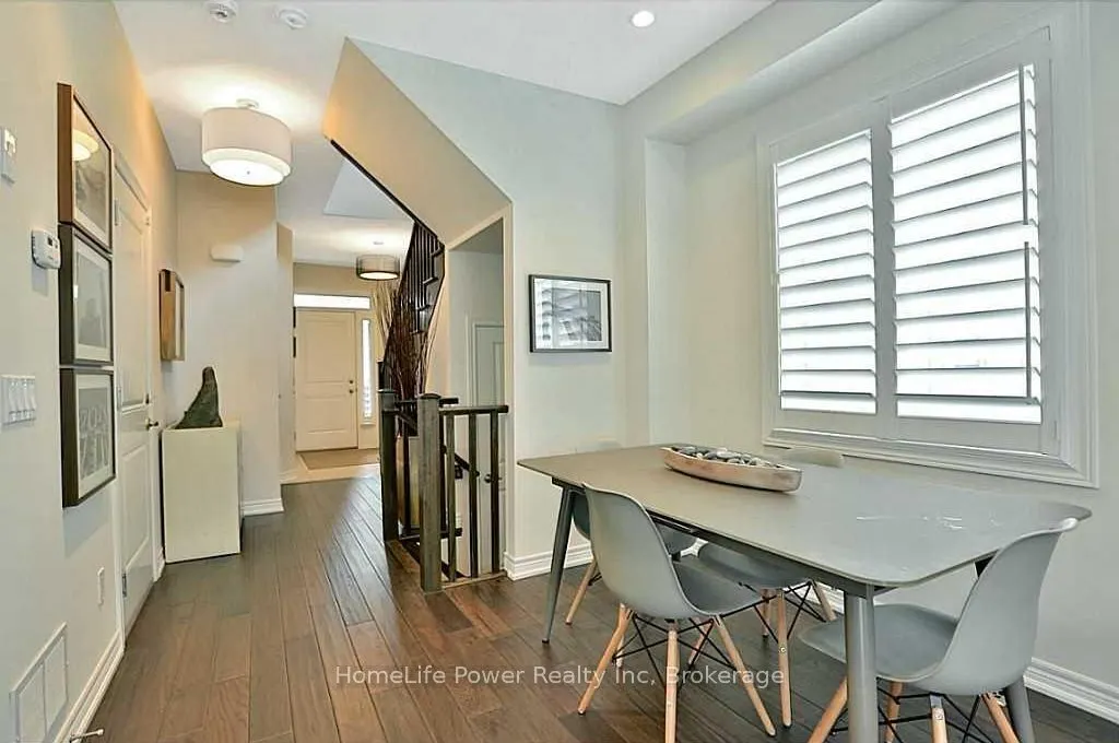 63 Southshore Crescent