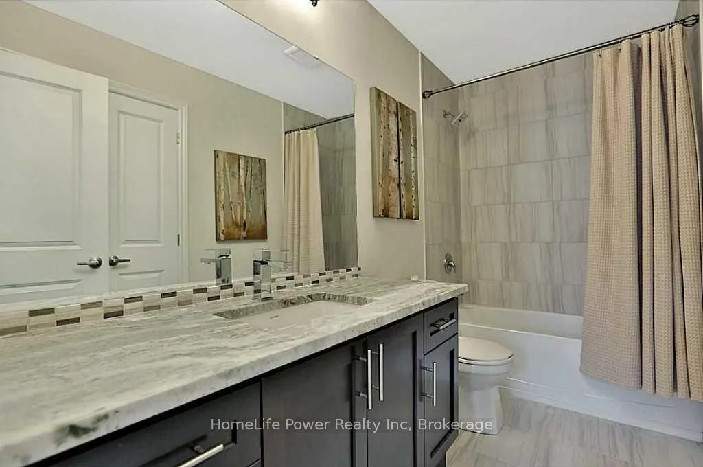 63 Southshore Crescent