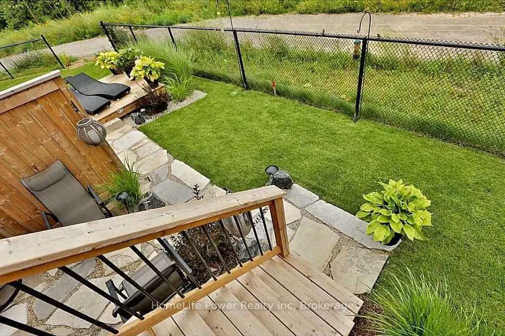 63 Southshore Crescent