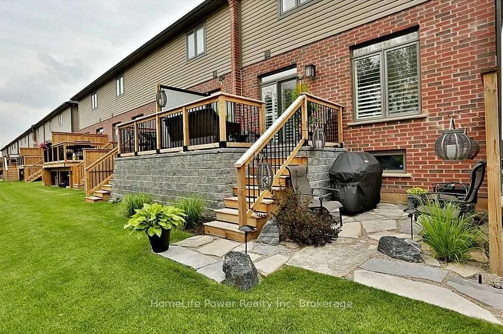 63 Southshore Crescent