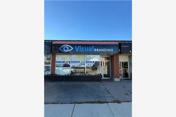 302 BRUCEDALE Avenue