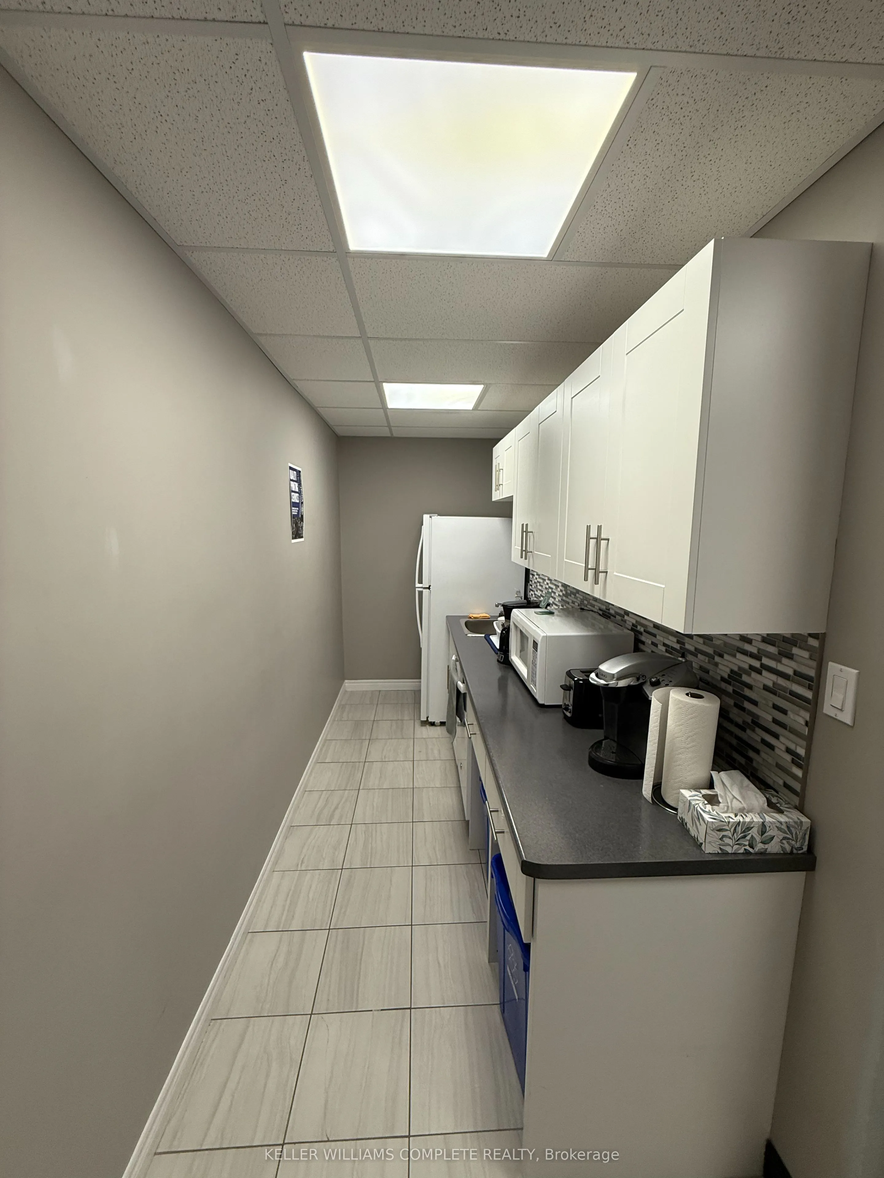 302 BRUCEDALE Avenue