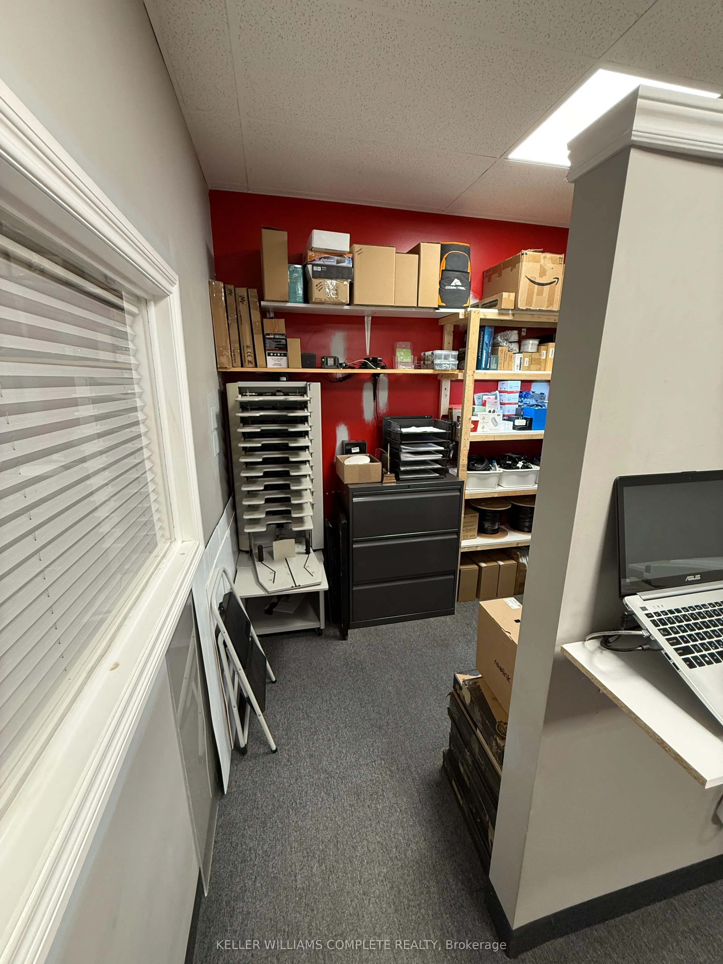 302 BRUCEDALE Avenue