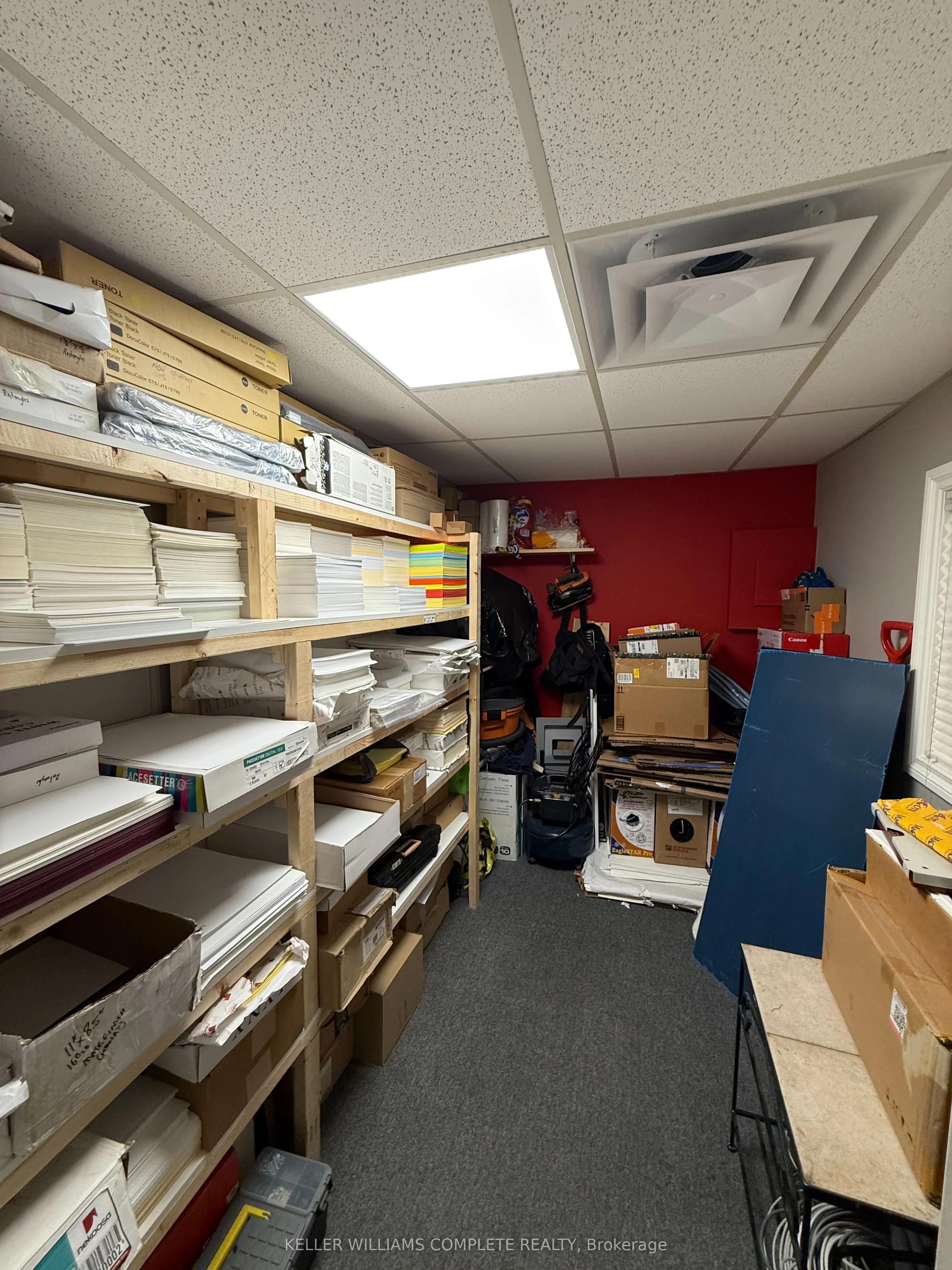 302 BRUCEDALE Avenue