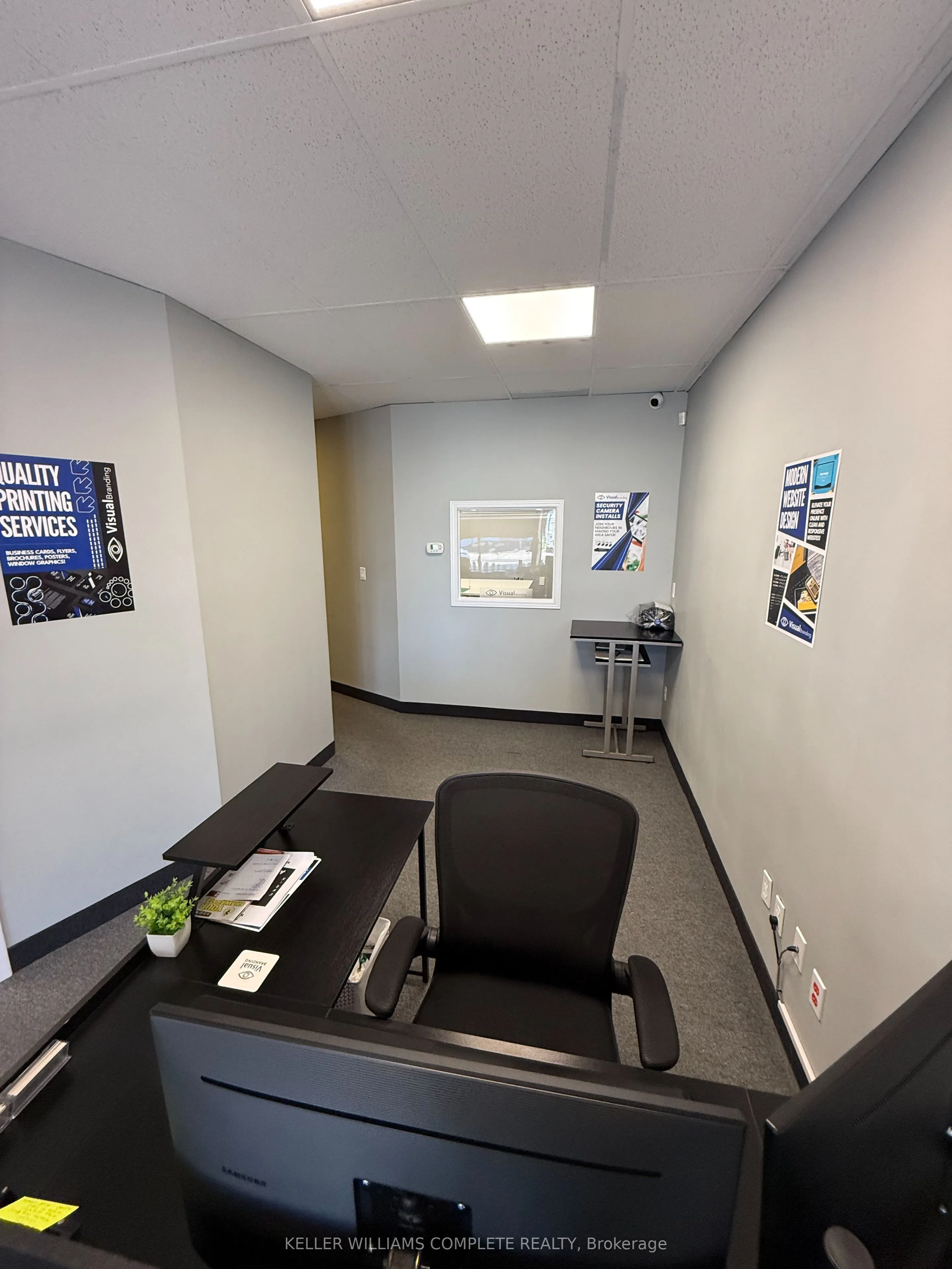 302 BRUCEDALE Avenue