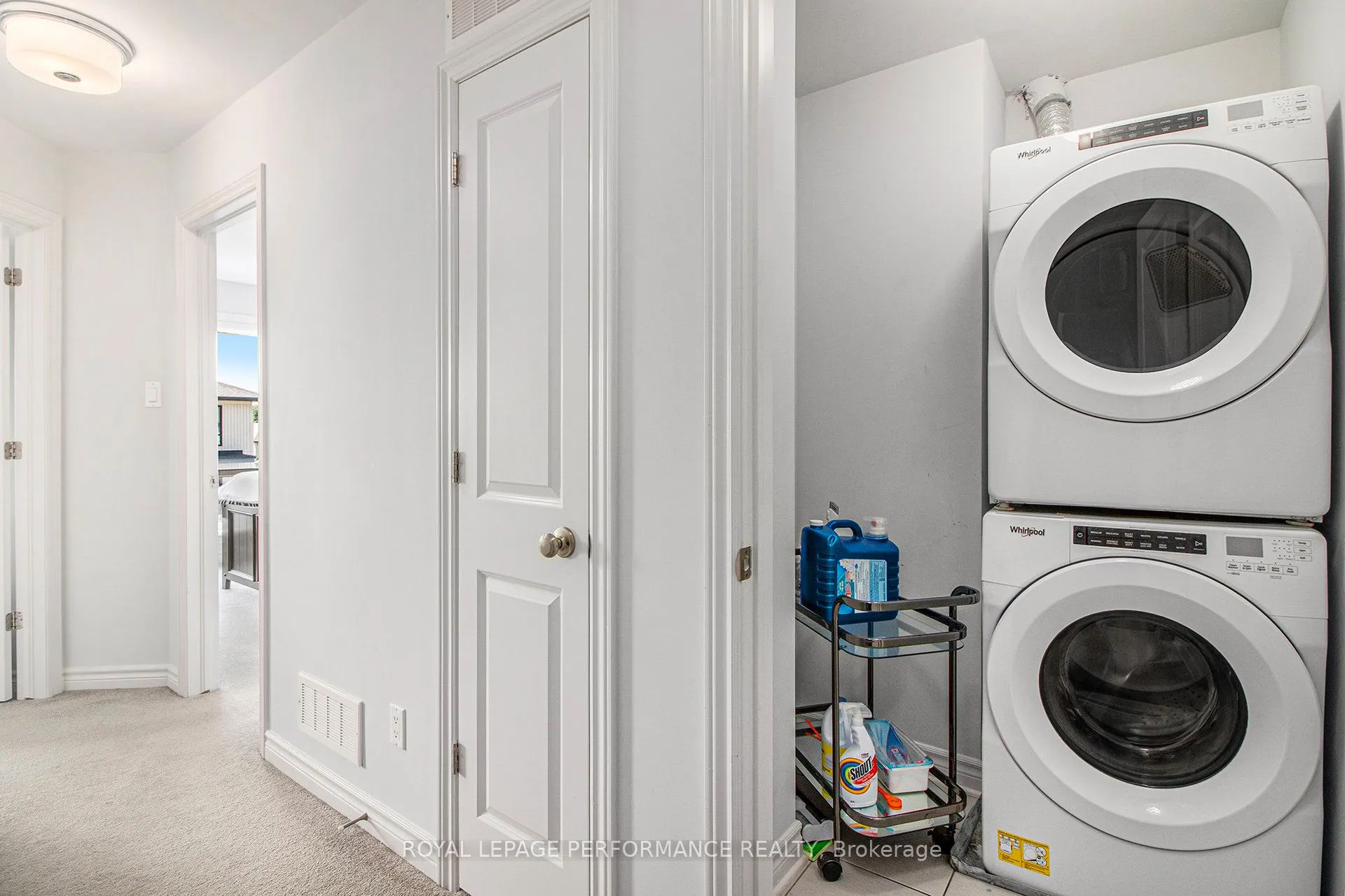 84 Carabiner Private, #33