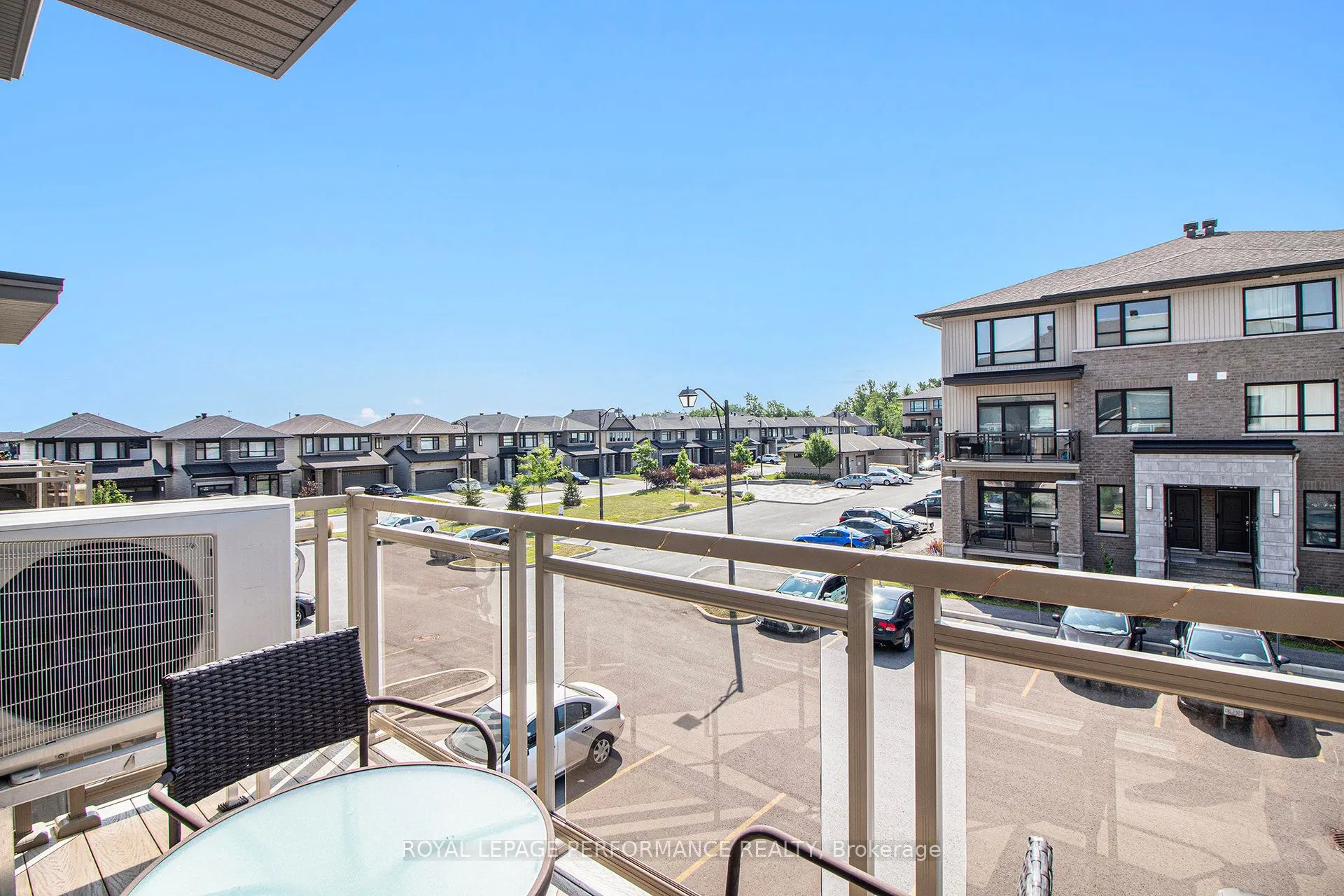 84 Carabiner Private, #33