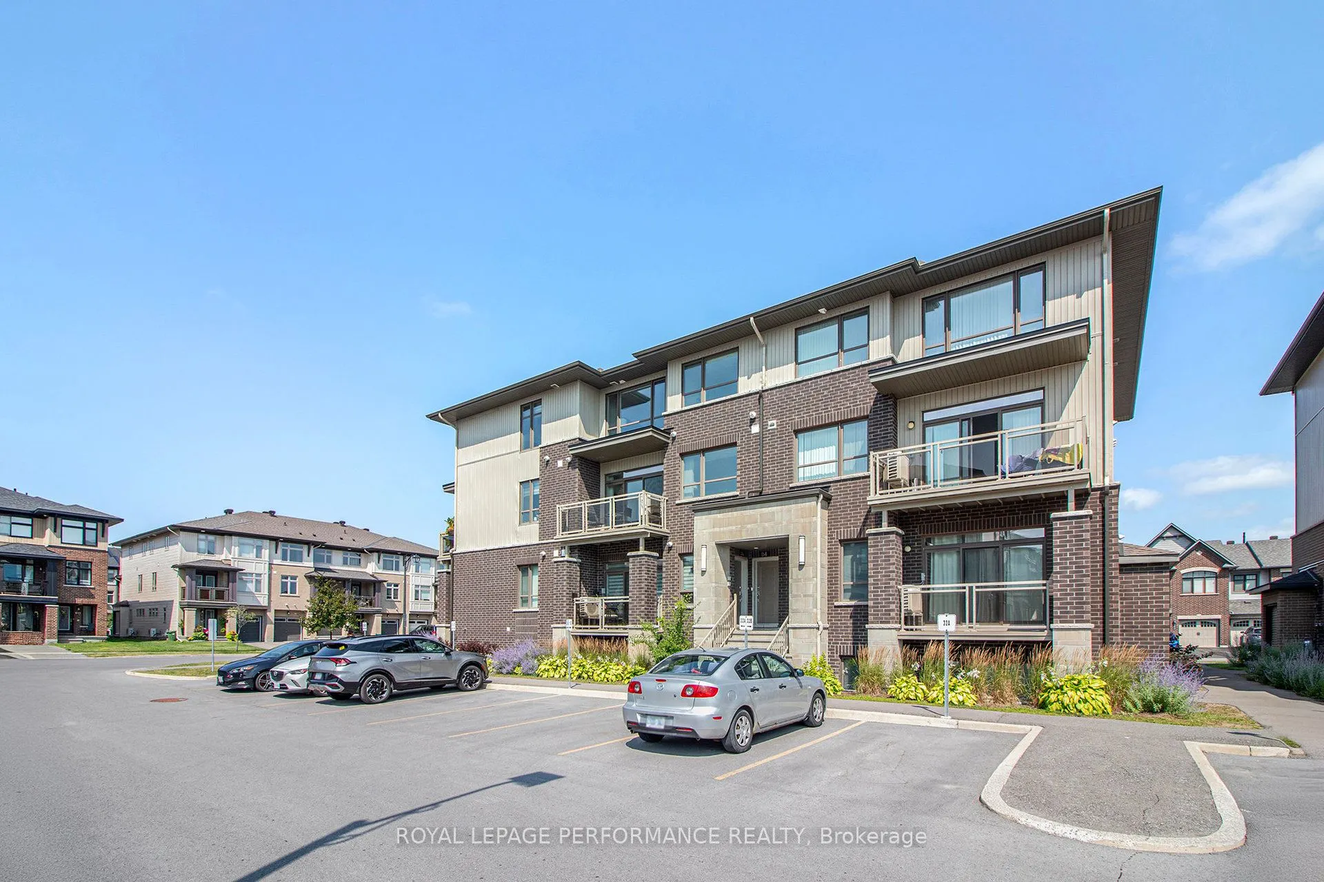 84 Carabiner Private, #33