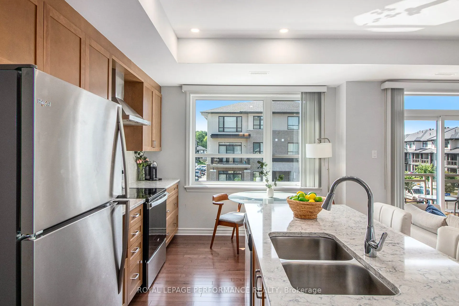 84 Carabiner Private, #33