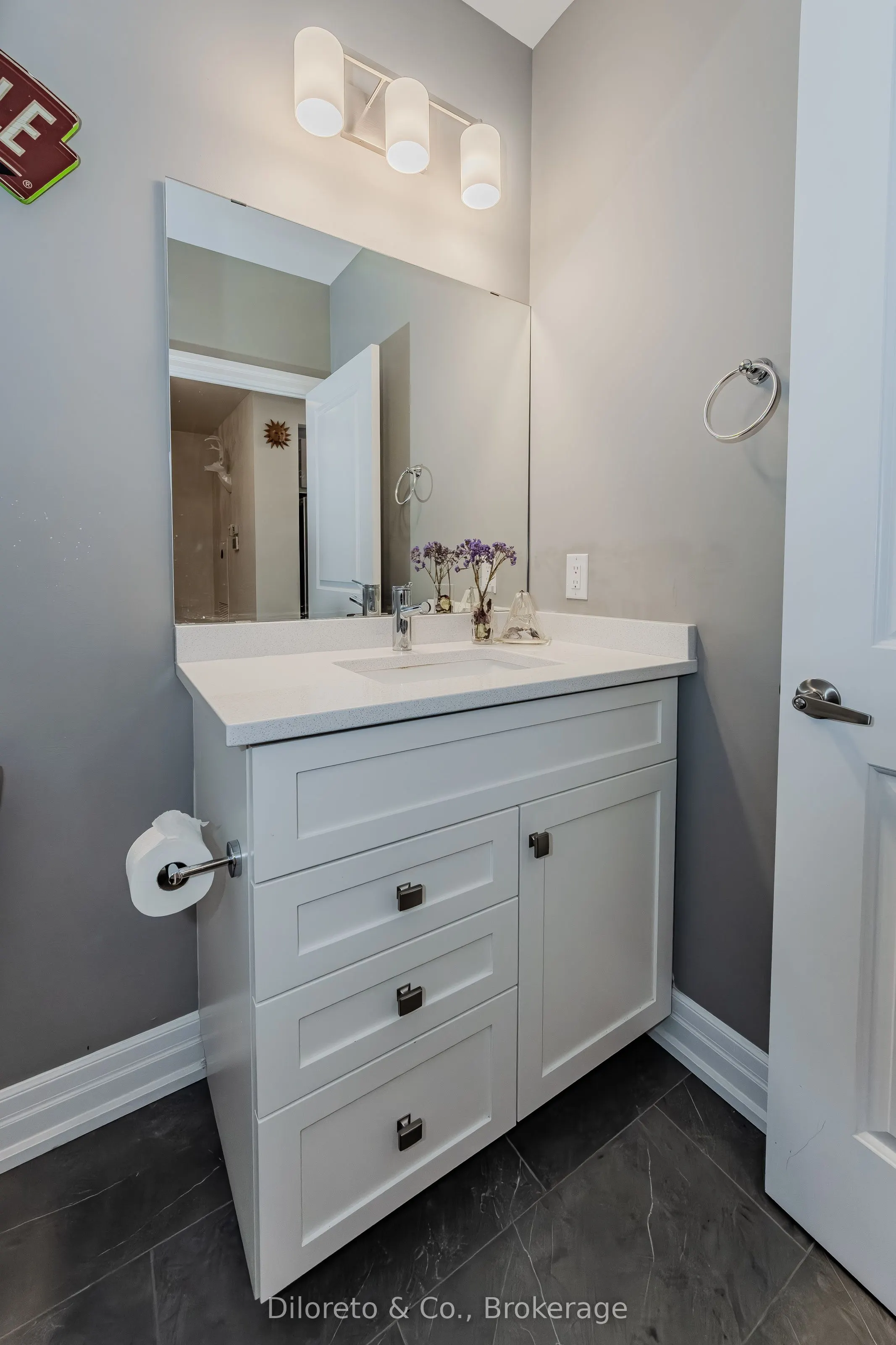 1878 Gordon Street, #105