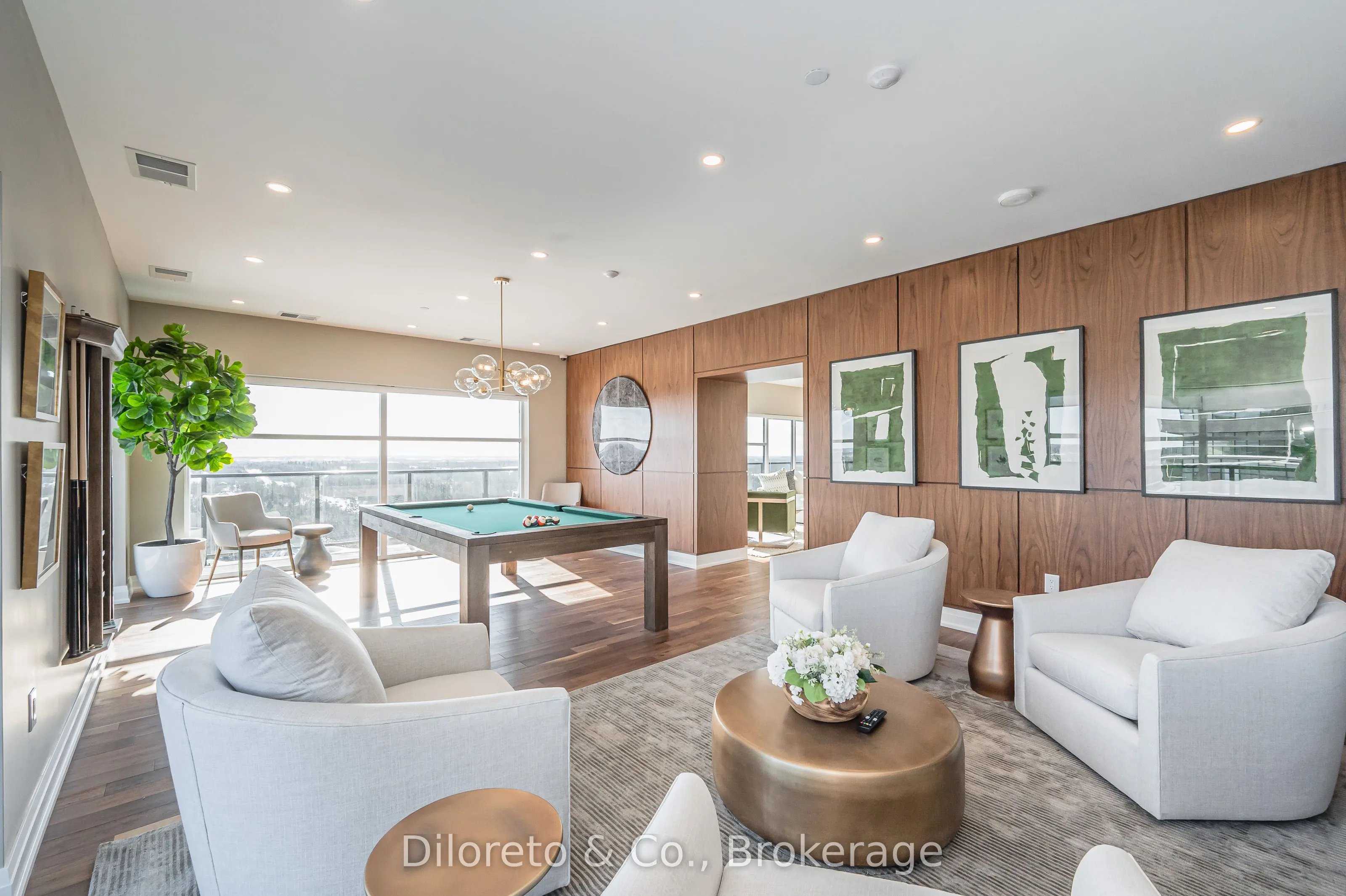 1878 Gordon Street, #105