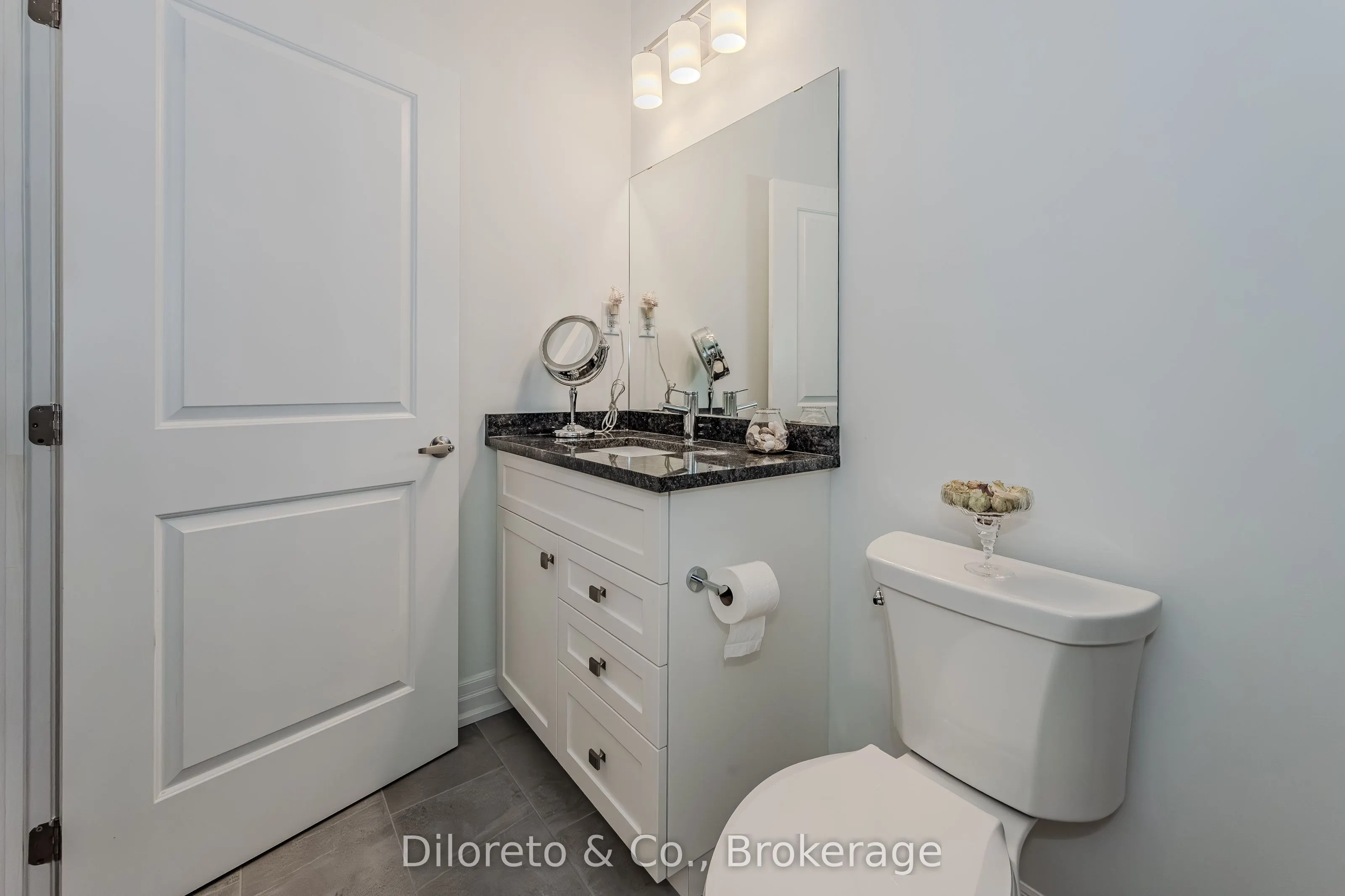 1878 Gordon Street, #105