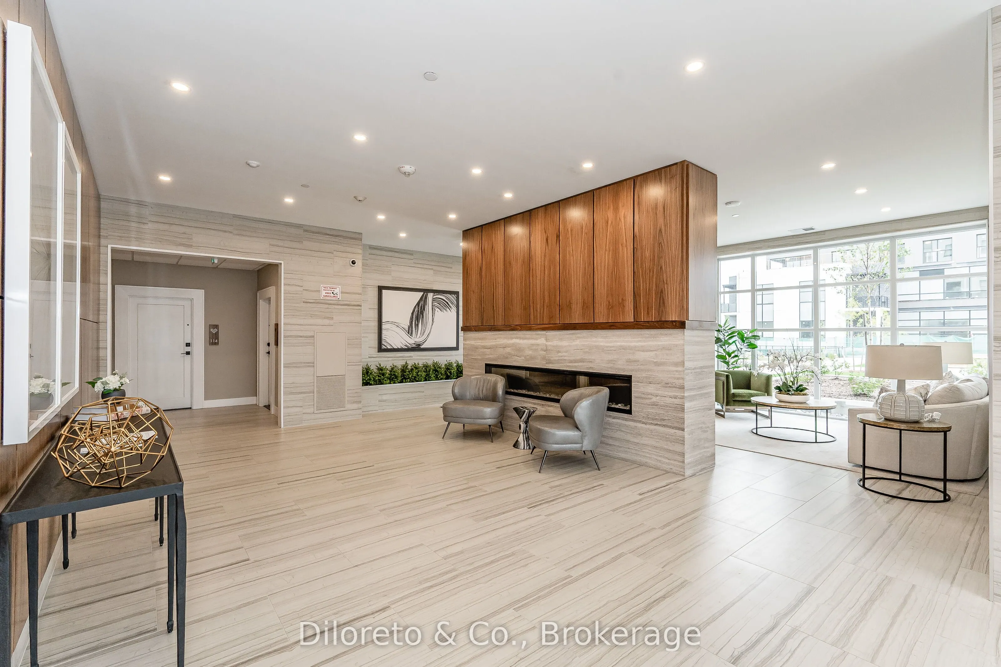 1878 Gordon Street, #105