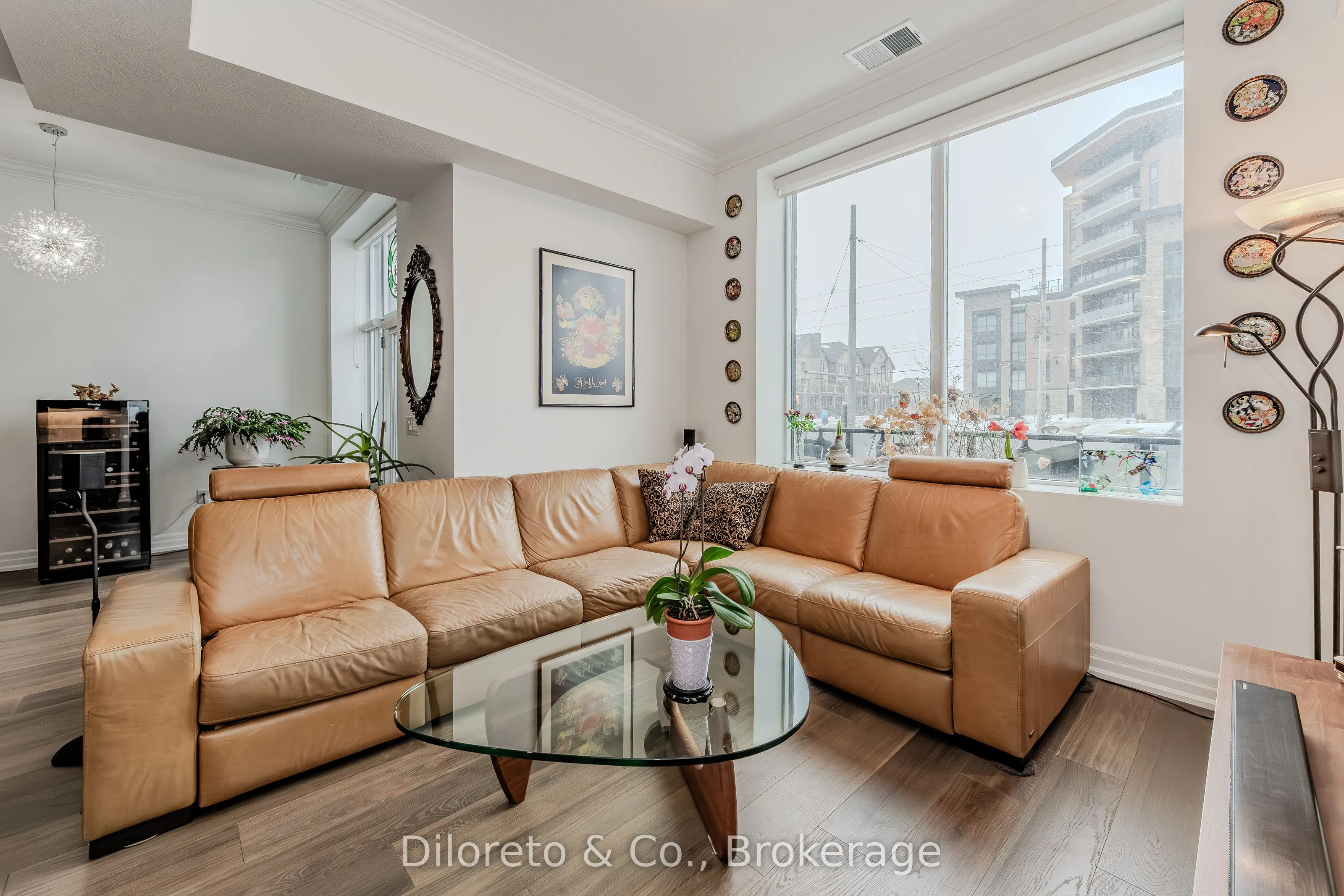 1878 Gordon Street, #105