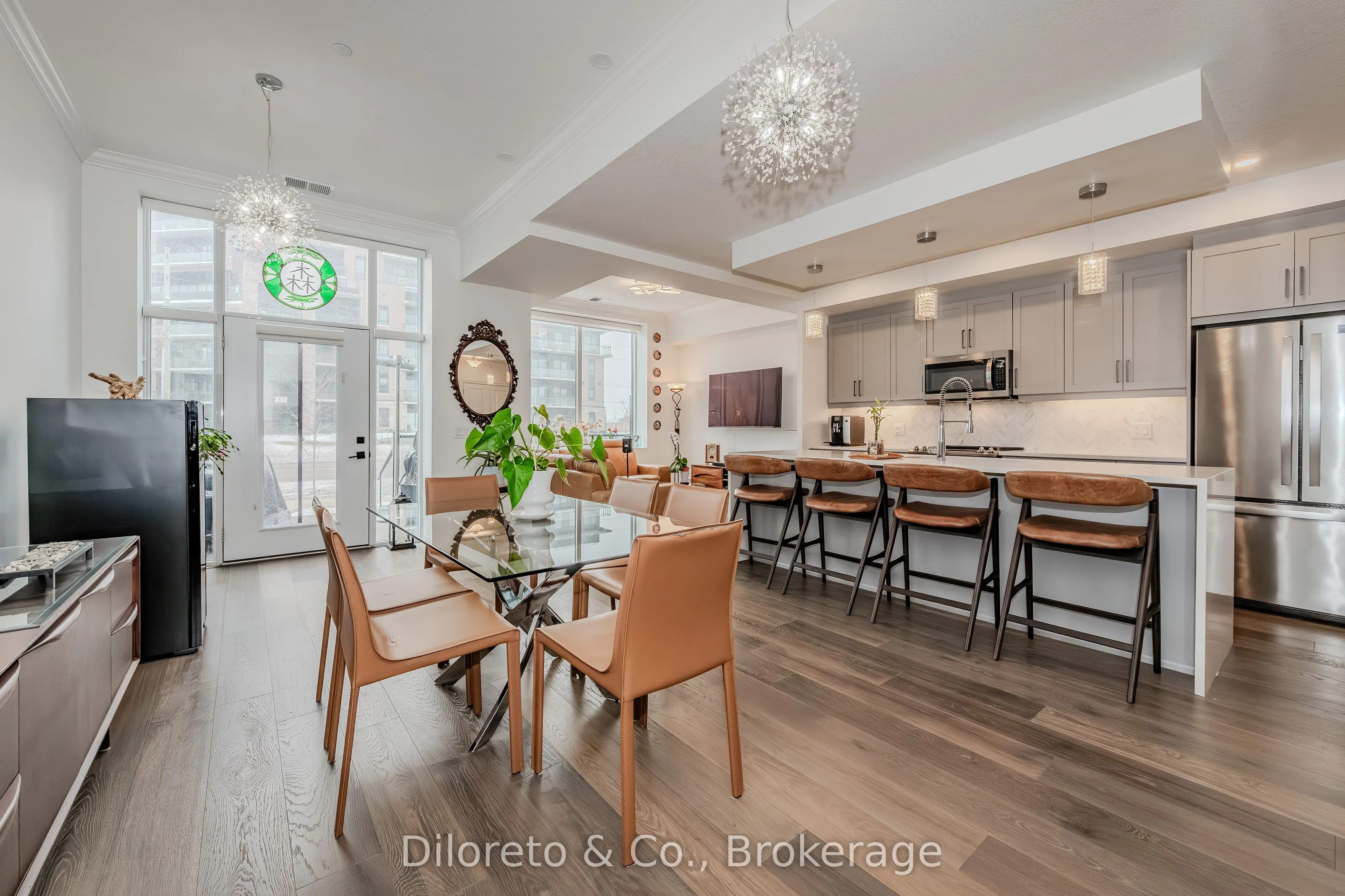 1878 Gordon Street, #105