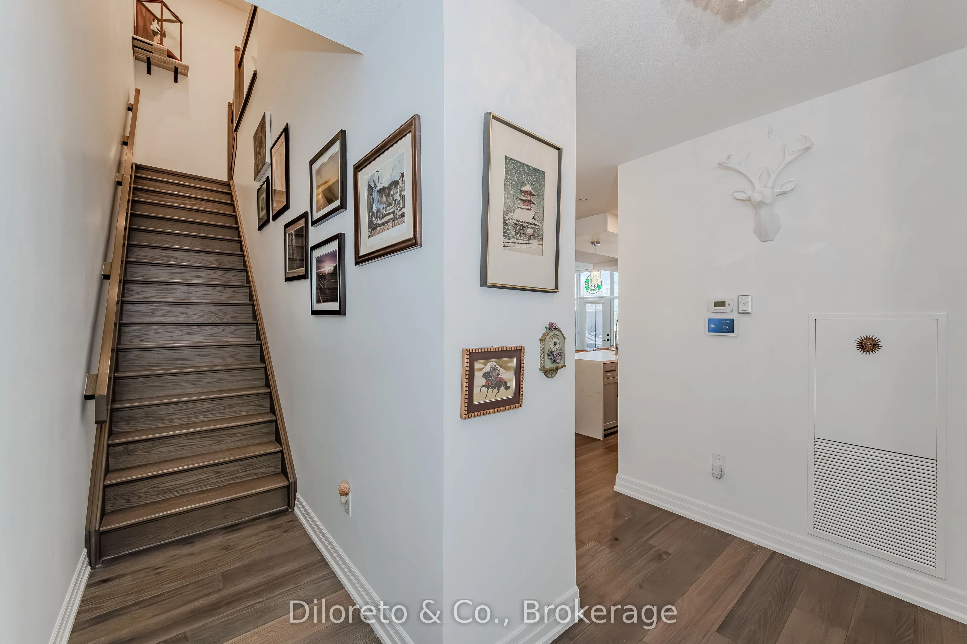 1878 Gordon Street, #105