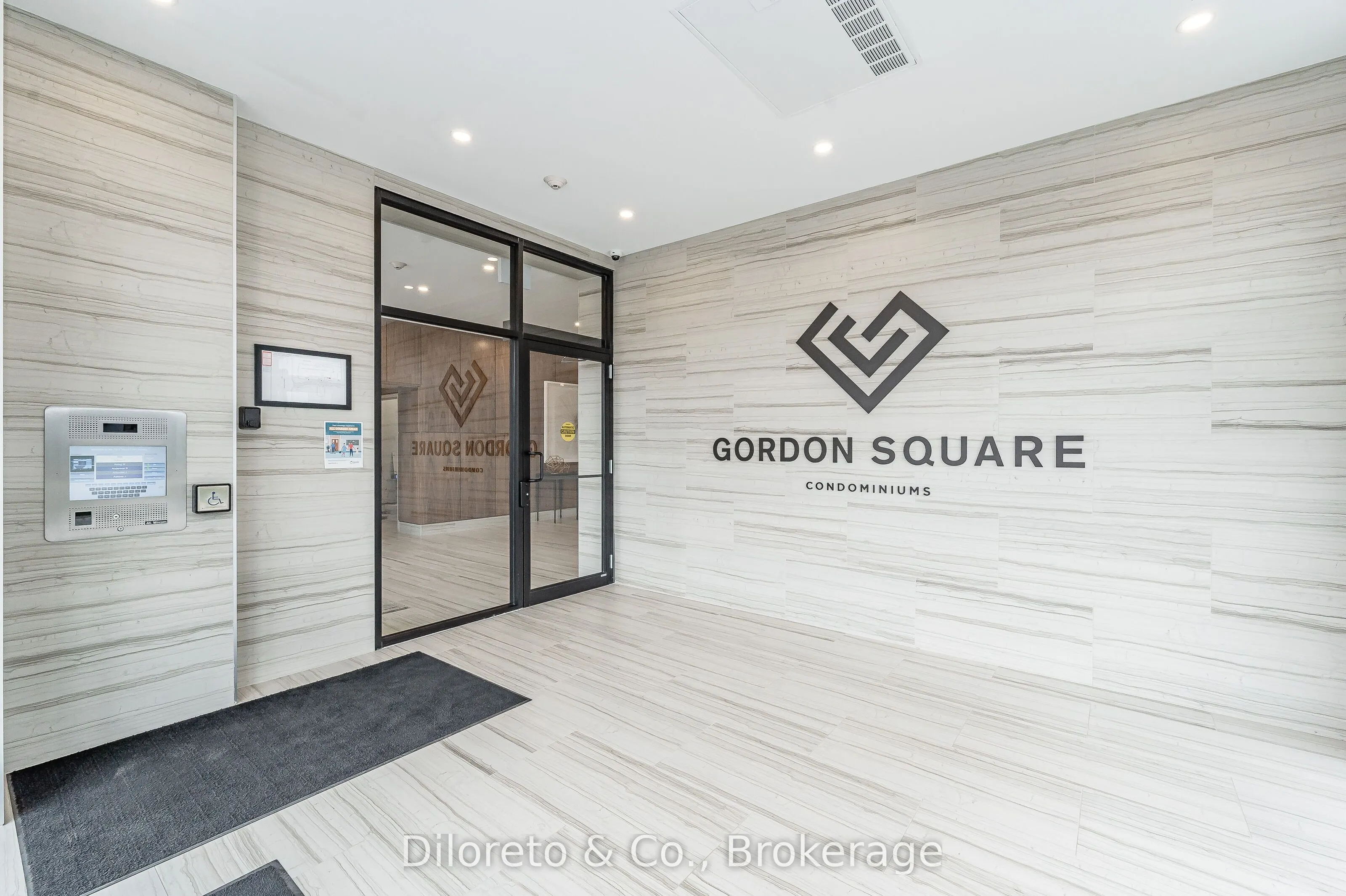 1878 Gordon Street, #105