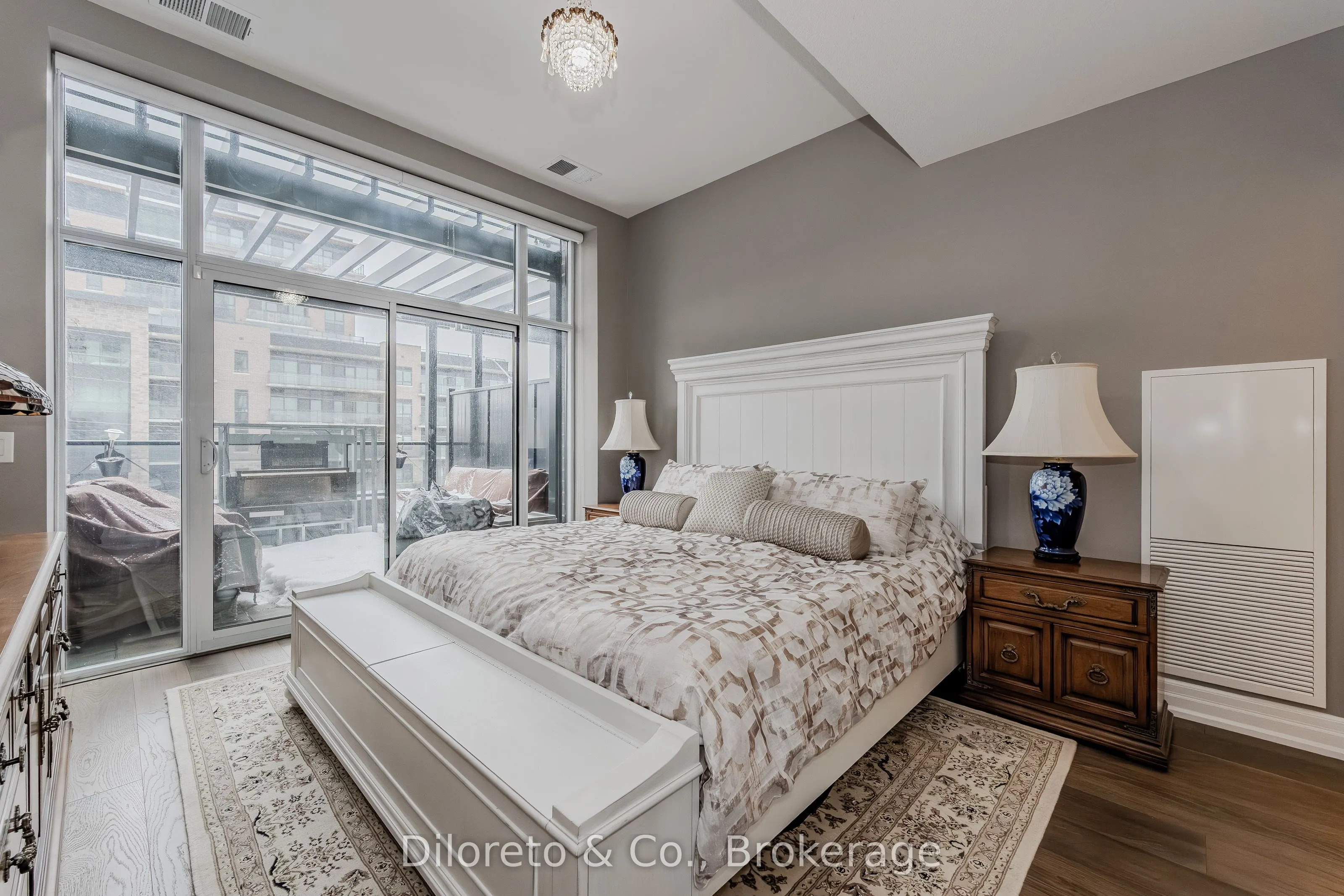 1878 Gordon Street, #105