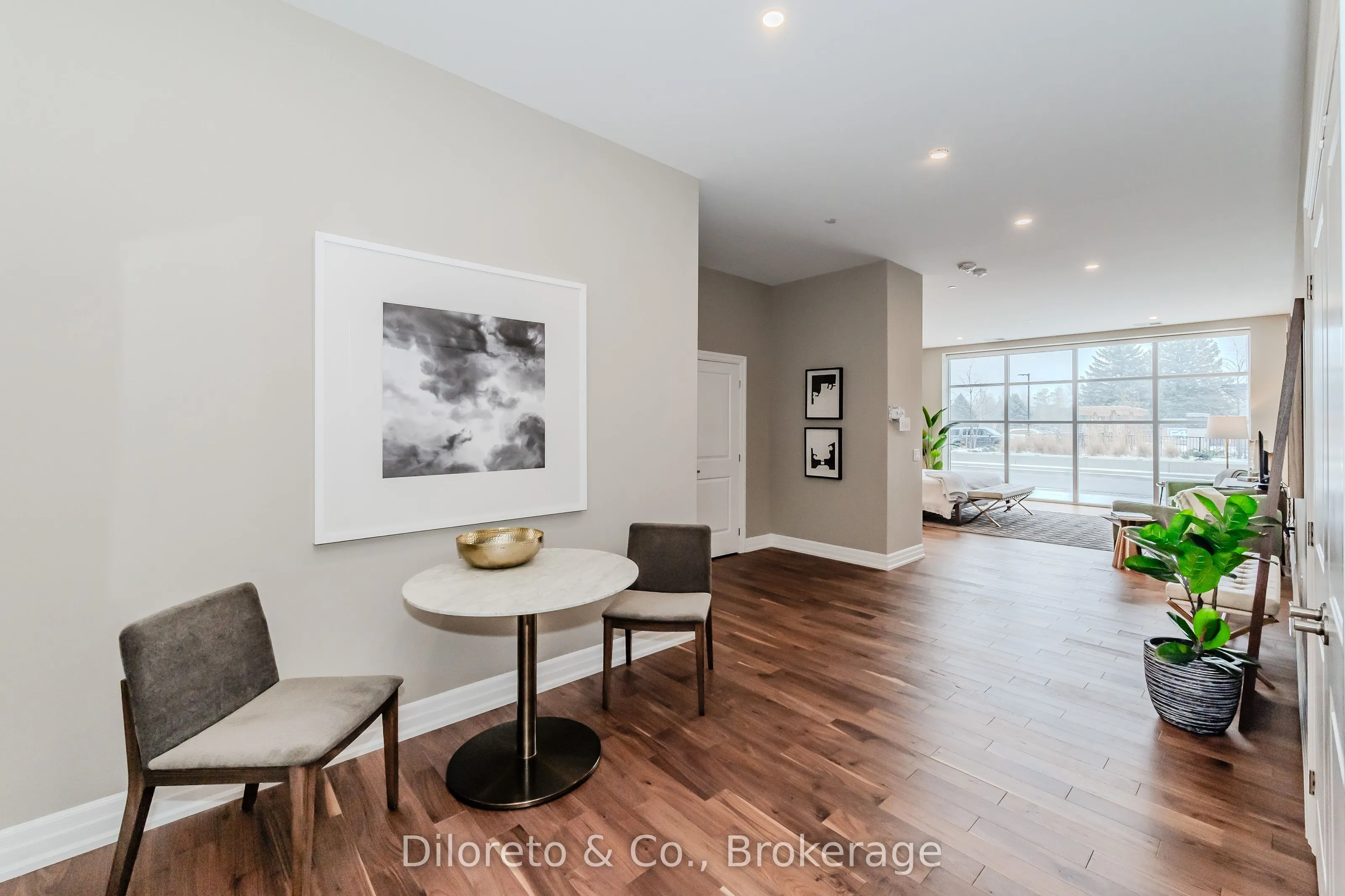 1878 Gordon Street, #105