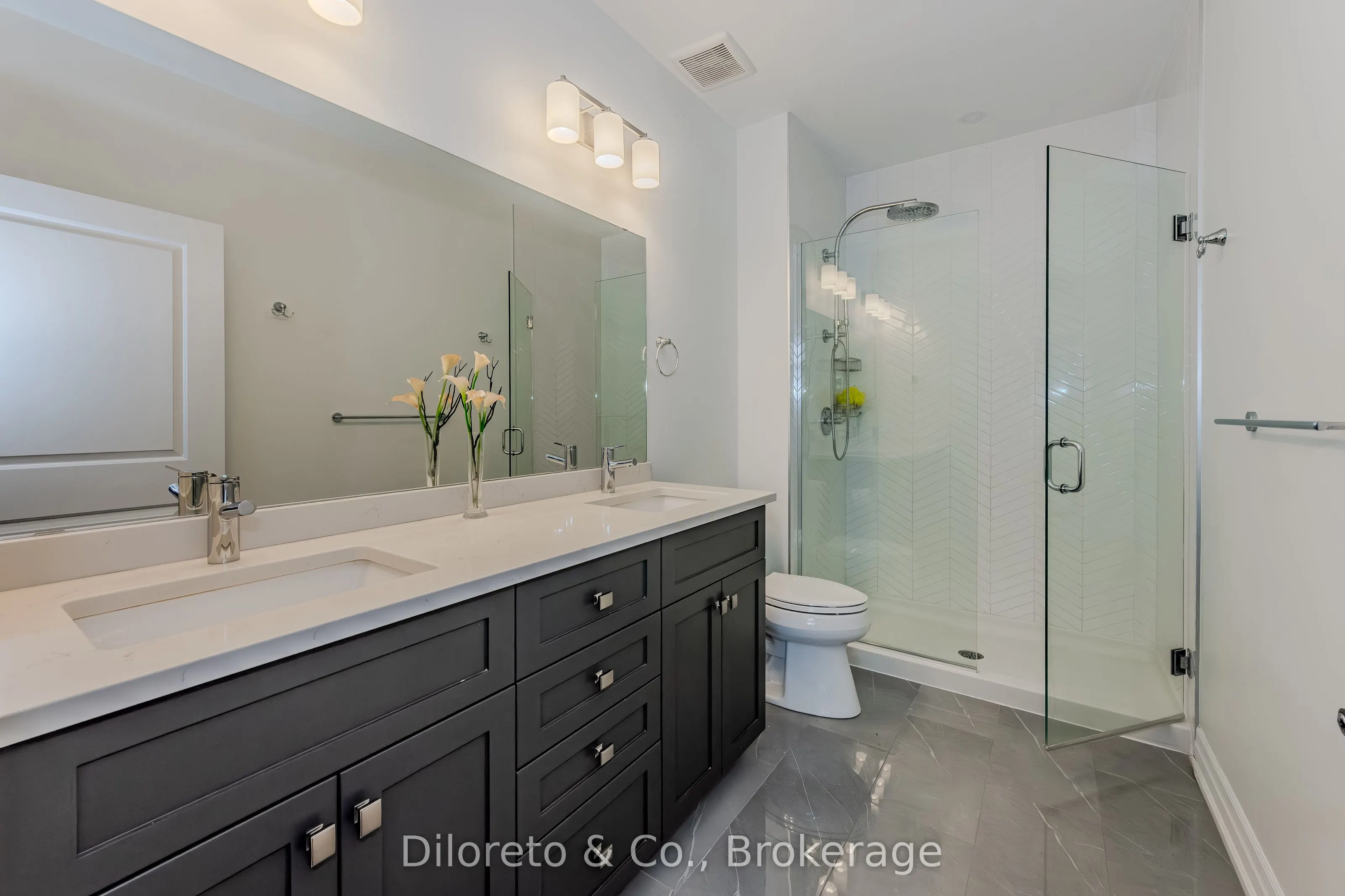 1878 Gordon Street, #105