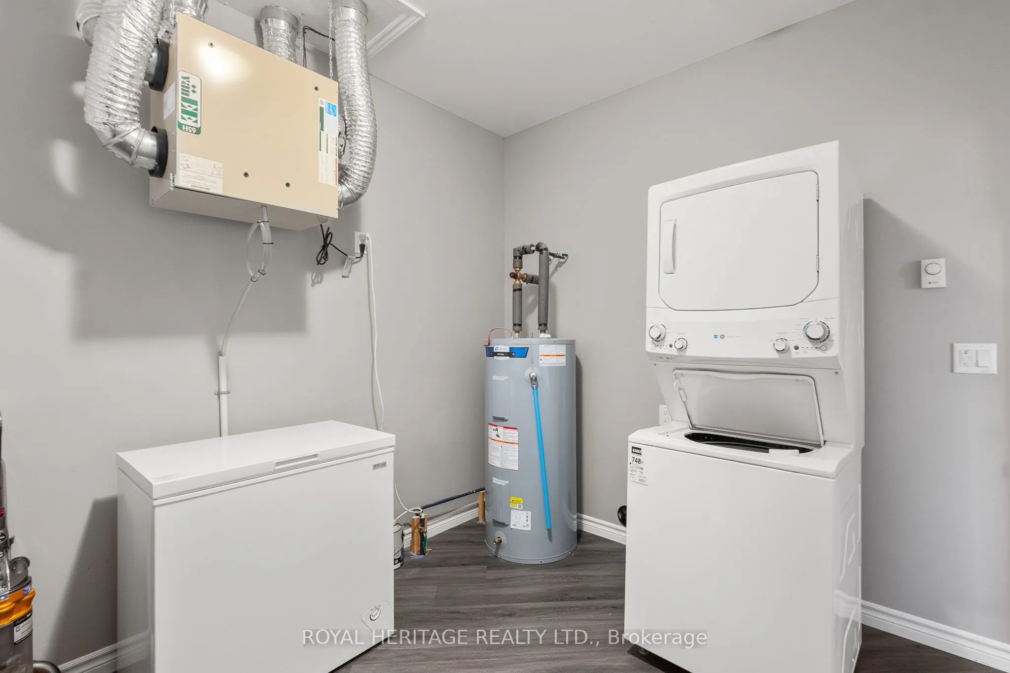 300 Croft Street, #2001