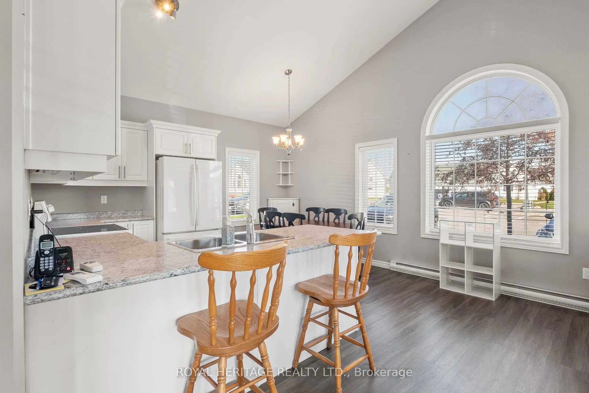 300 Croft Street, #2001