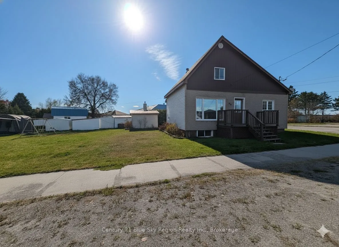 66 Principale Street W