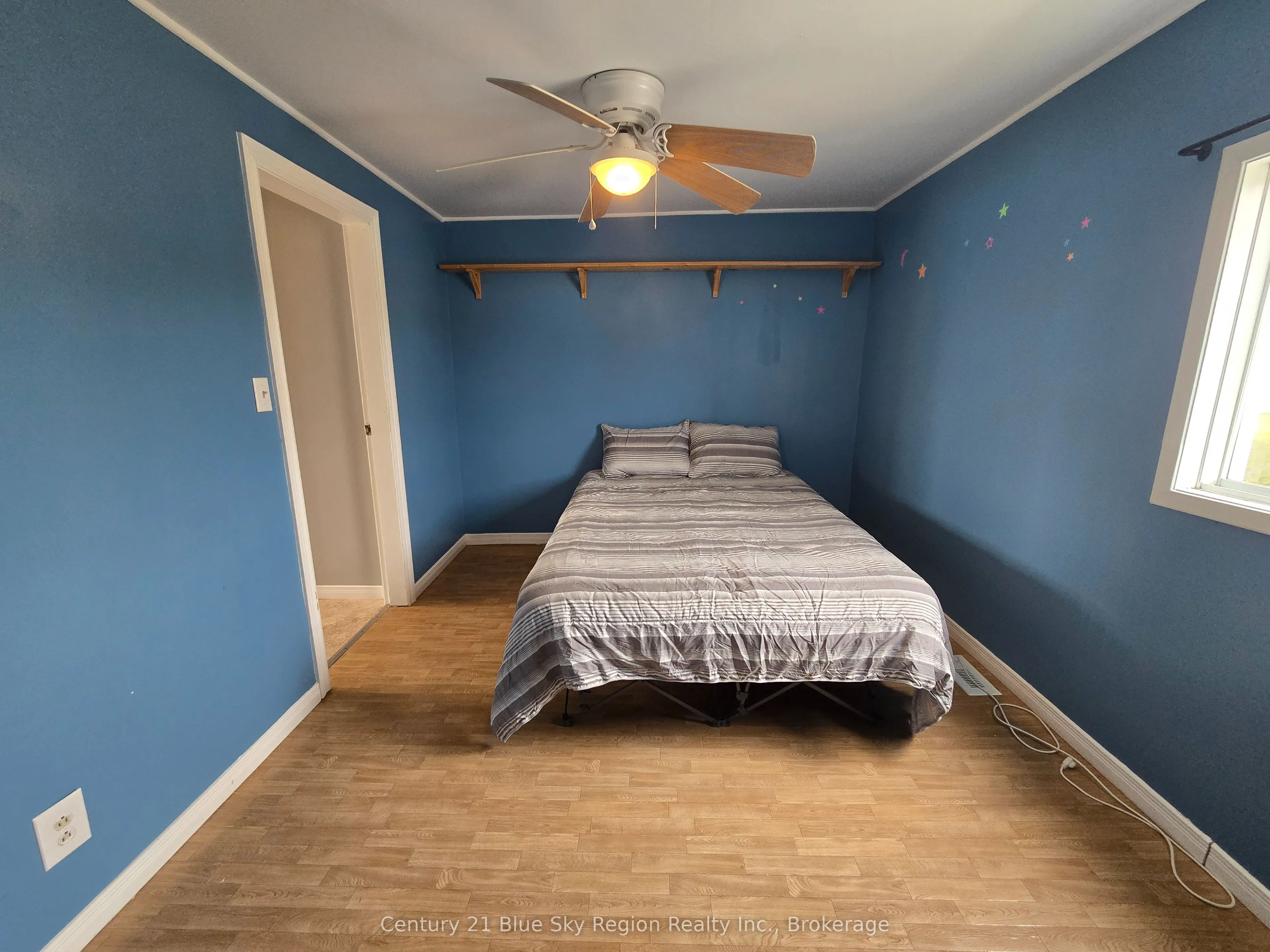 66 Principale Street W