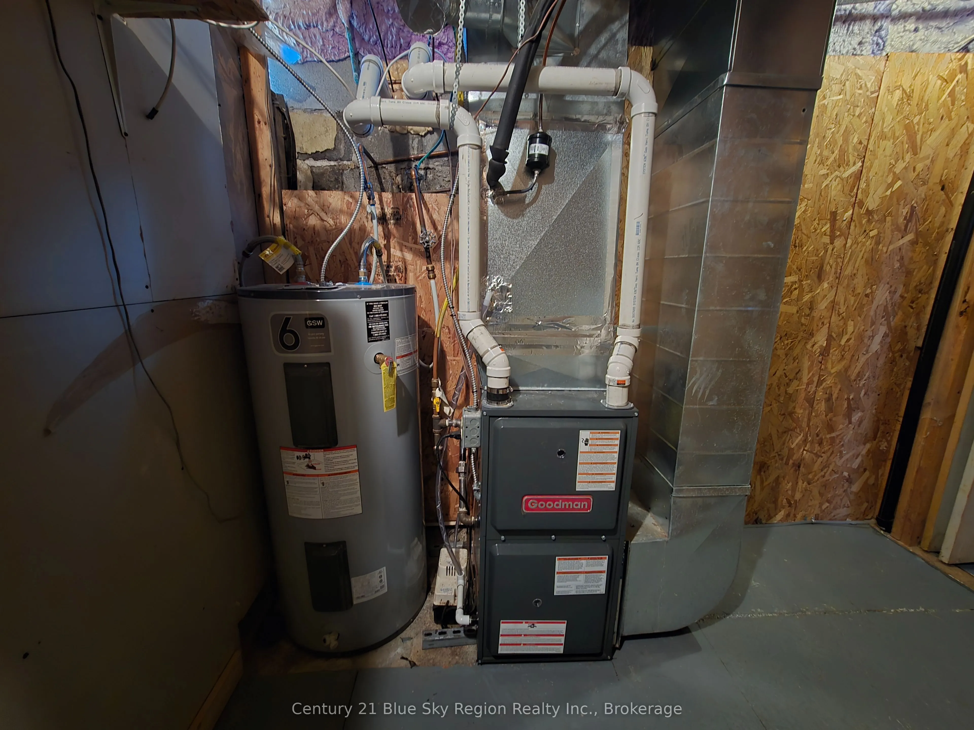 66 Principale Street W