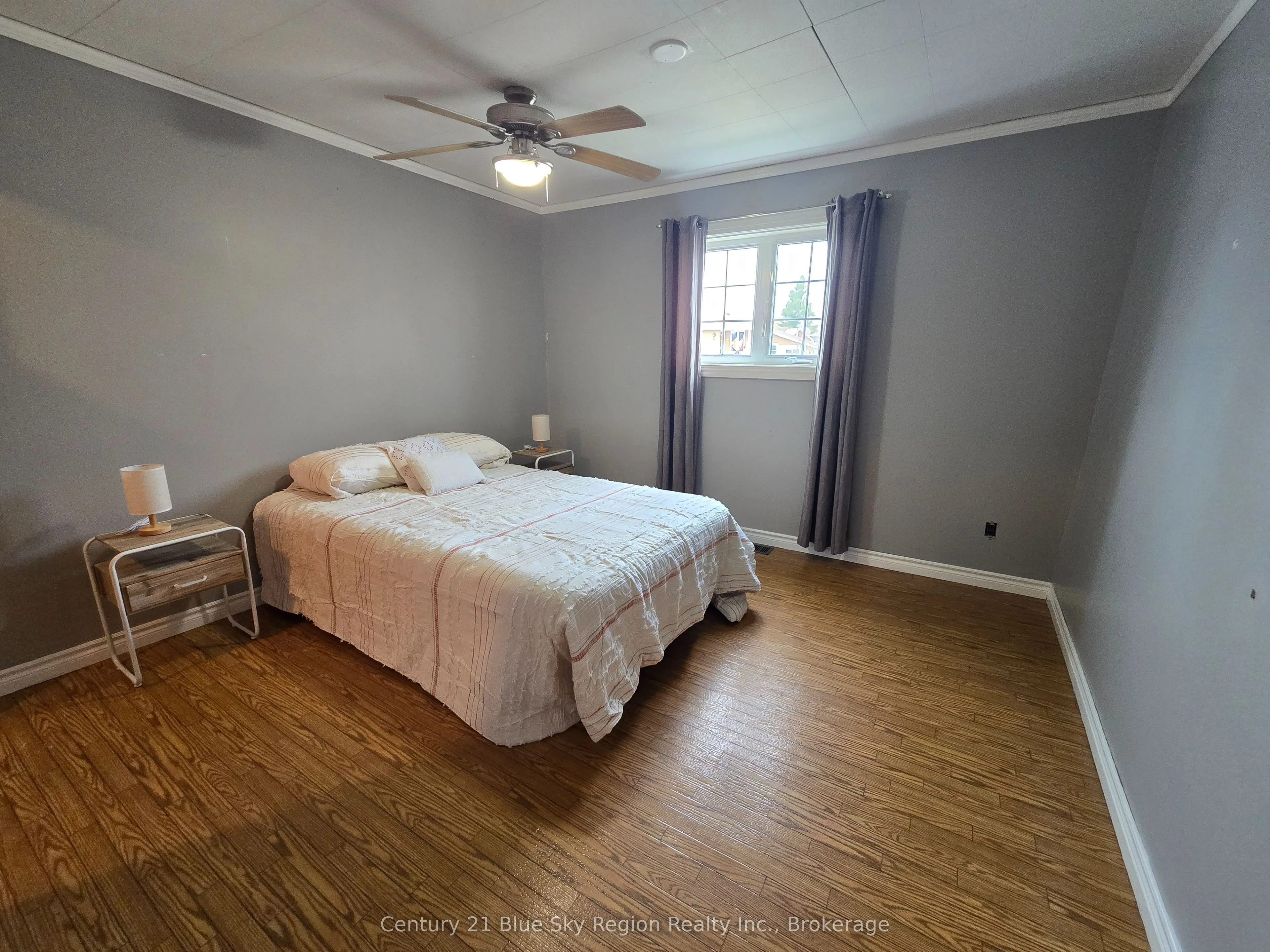 66 Principale Street W