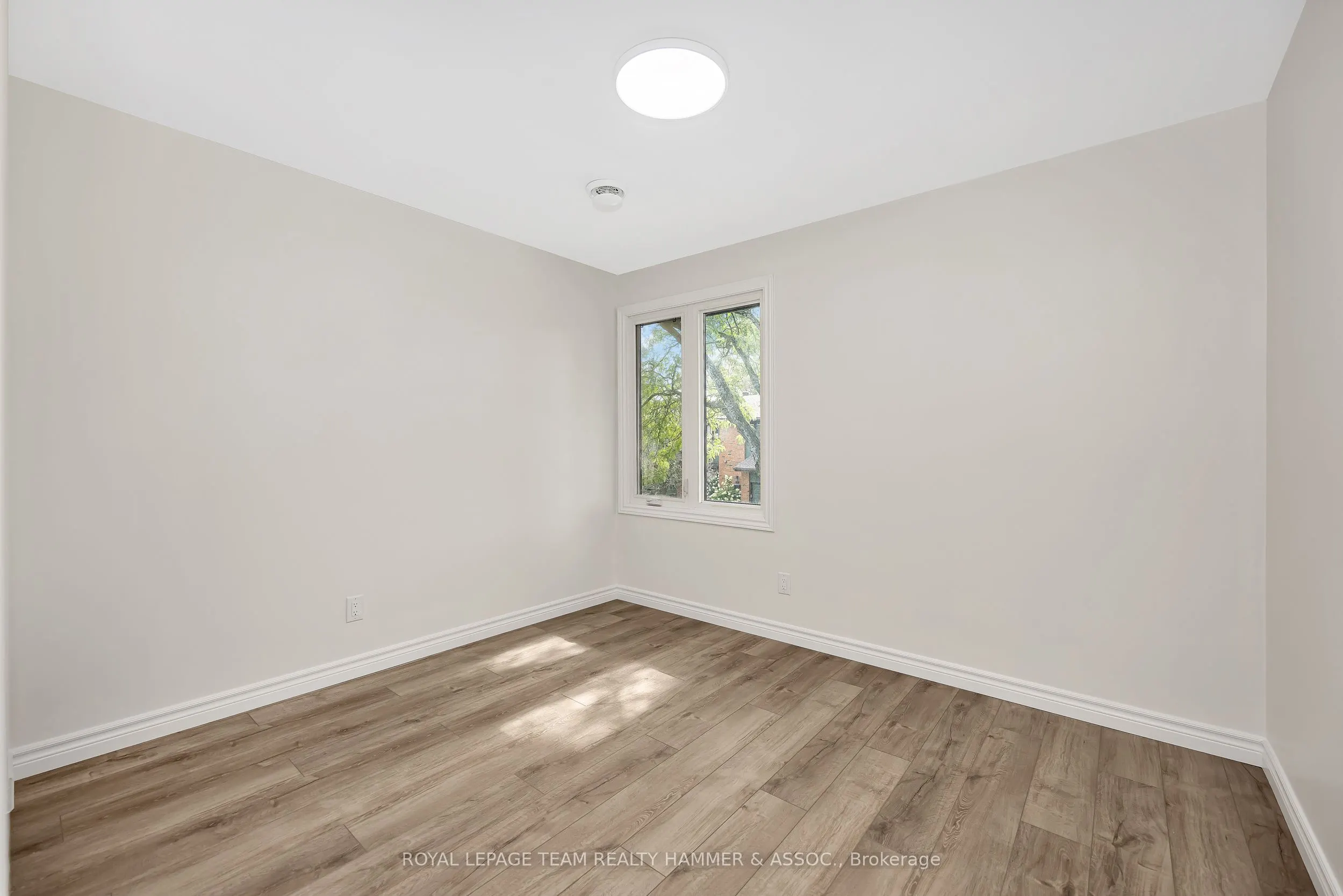 8 Chisholm Court, #4