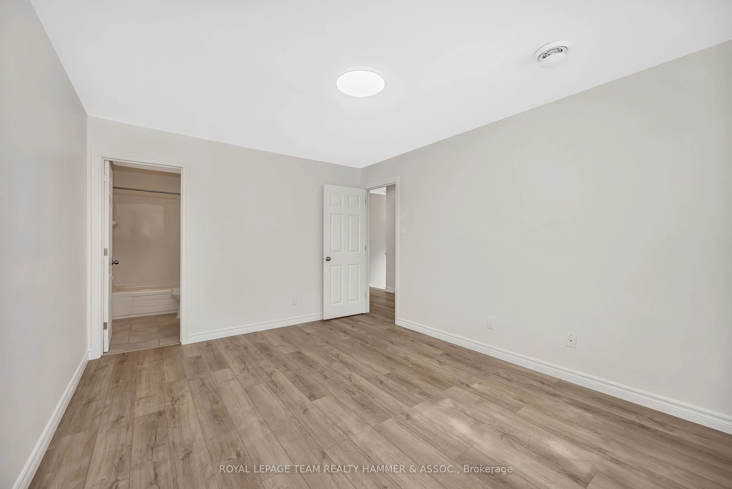 8 Chisholm Court, #4