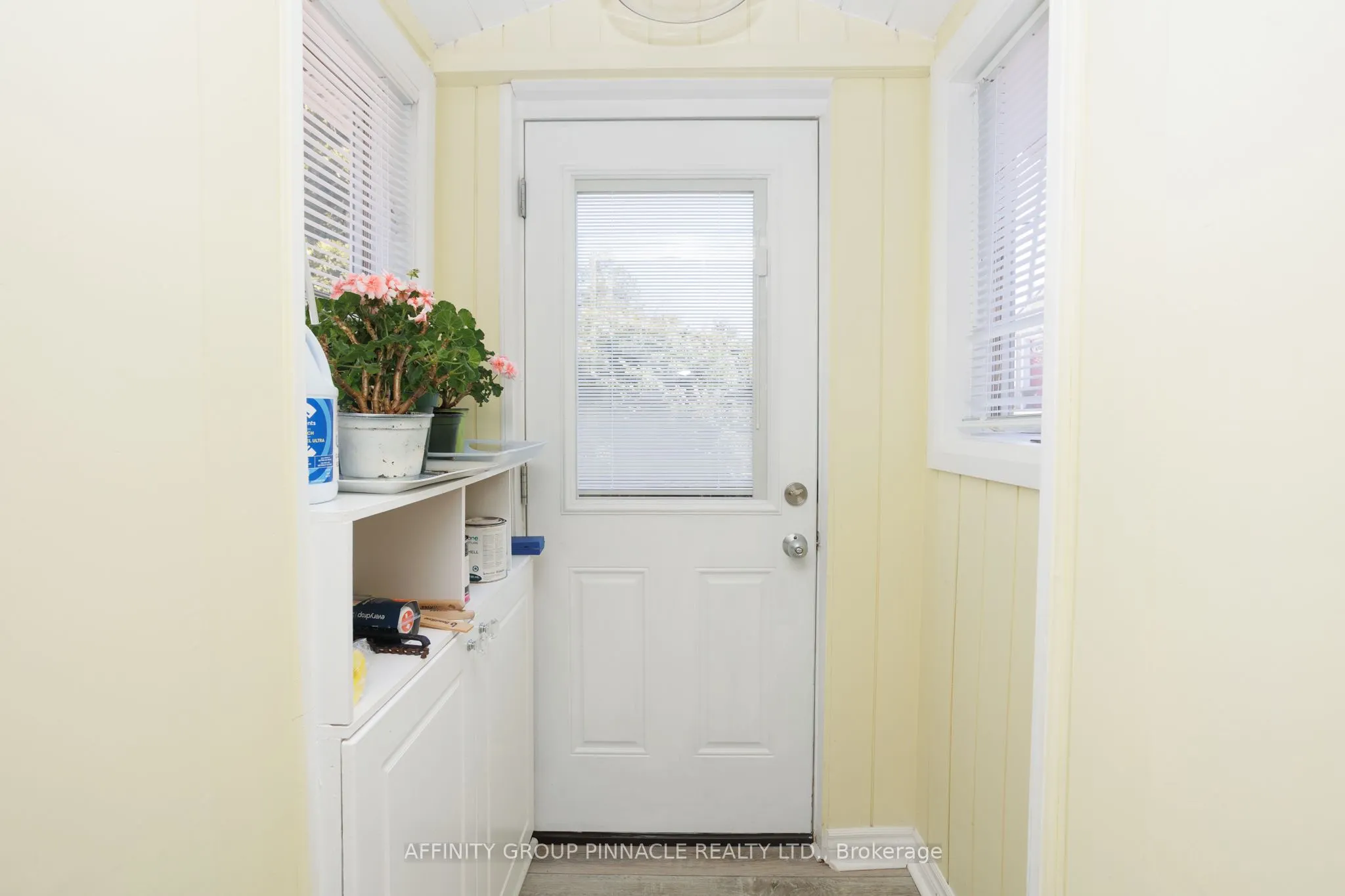 14 Oriole Road
